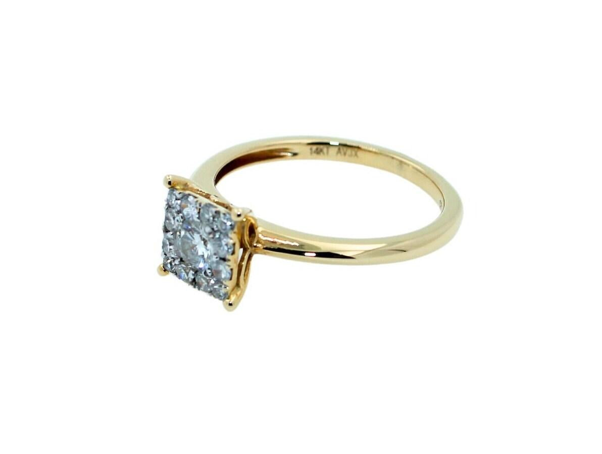 Brilliant Cut Diamond Square Princess Shape Halo Illusion Halo Pave Set Engageme