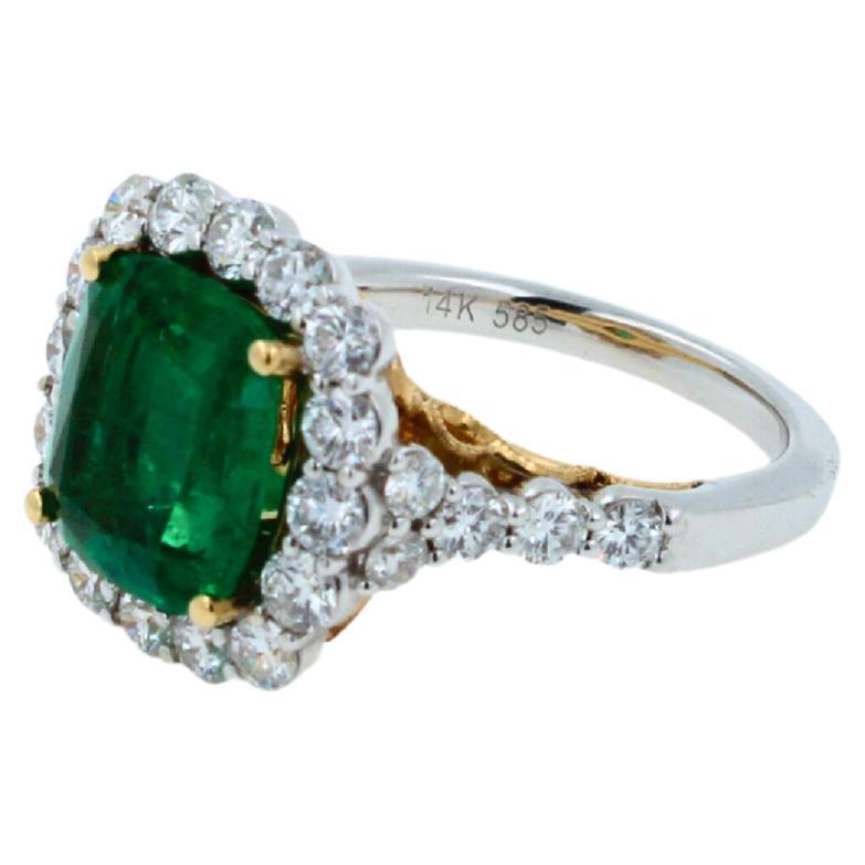 Classic Cushion Cut Green Emerald 14k White Yellow Gold Ring with Diamond Halo