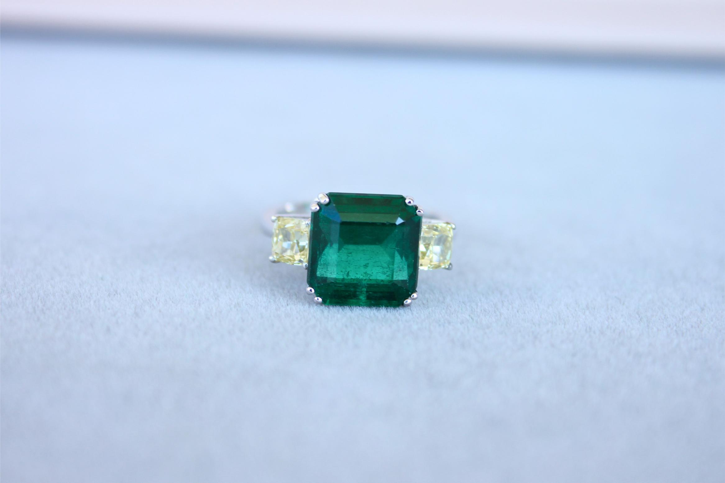 Square Cut Emerald Yellow Cushion Shape Diamonds Two Stone 18K White Gold Ring