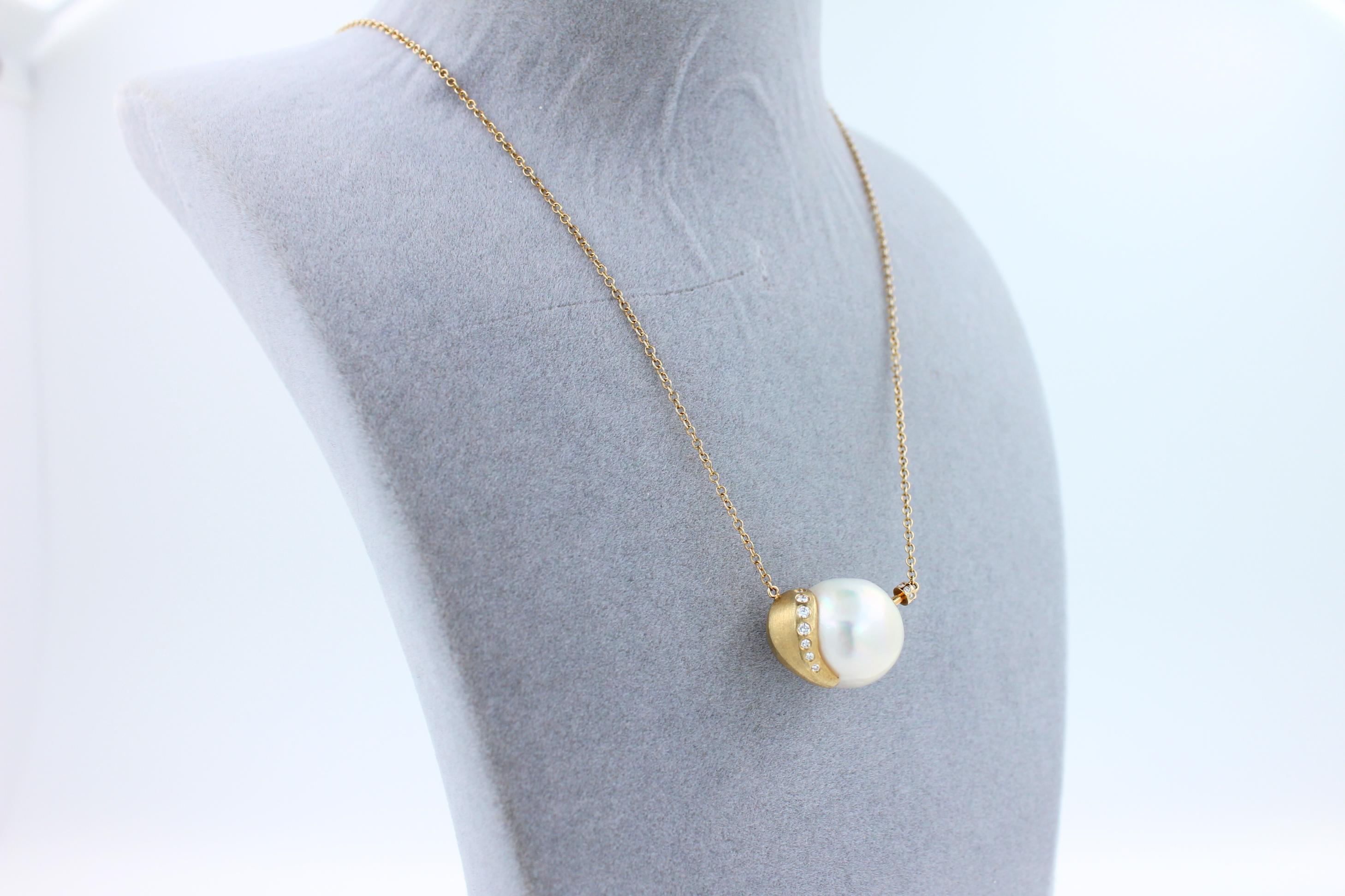 White South Sea Pearl Diamond 18K Gold Satin Brushed Gold Pendant Necklace