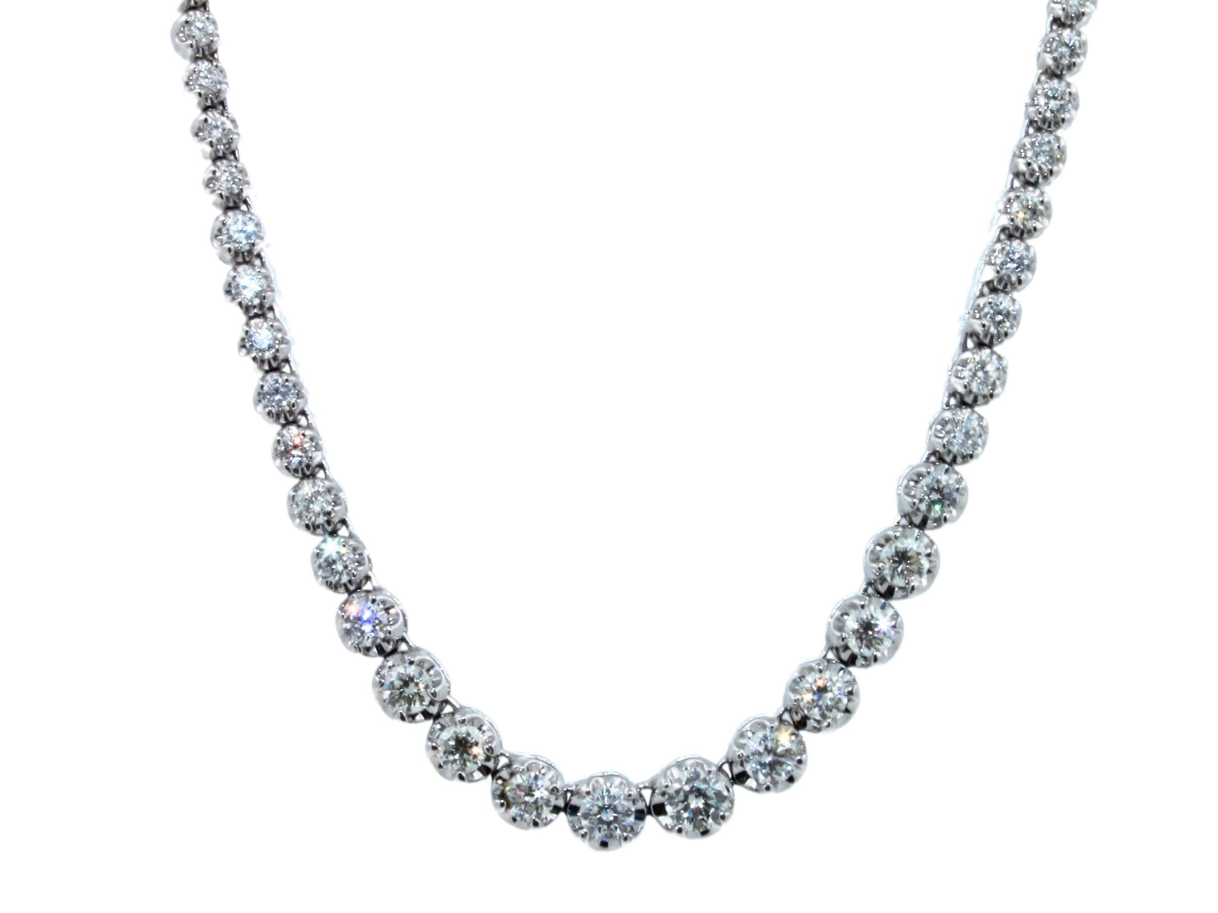 Diamond Classic Graduated Round Brilliant Tennis 18 Karat White Gold Necklace