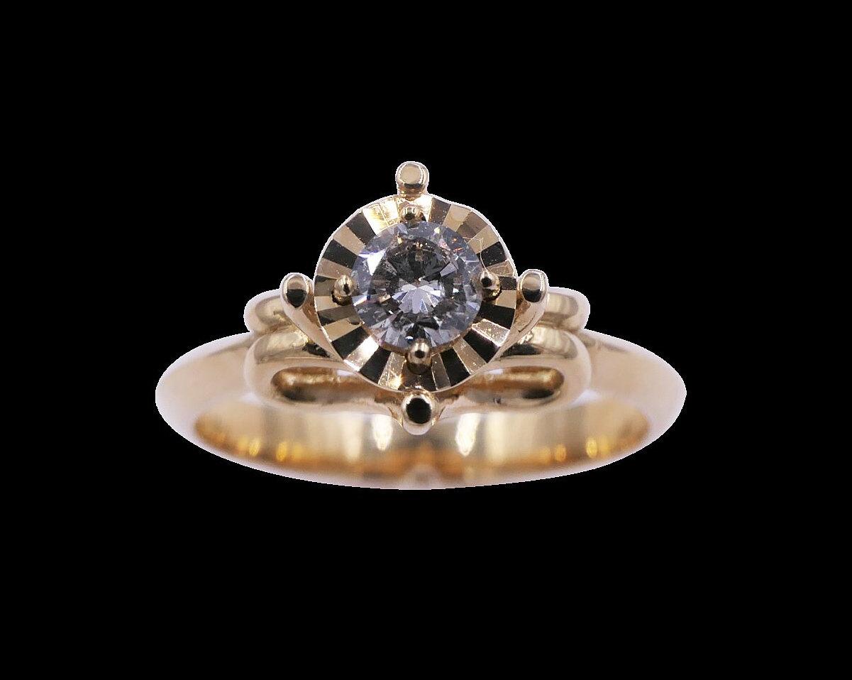 Diamond Round Brilliant Cut Silvery Grey Solitaire 18 Karat Yellow Gold Vintage