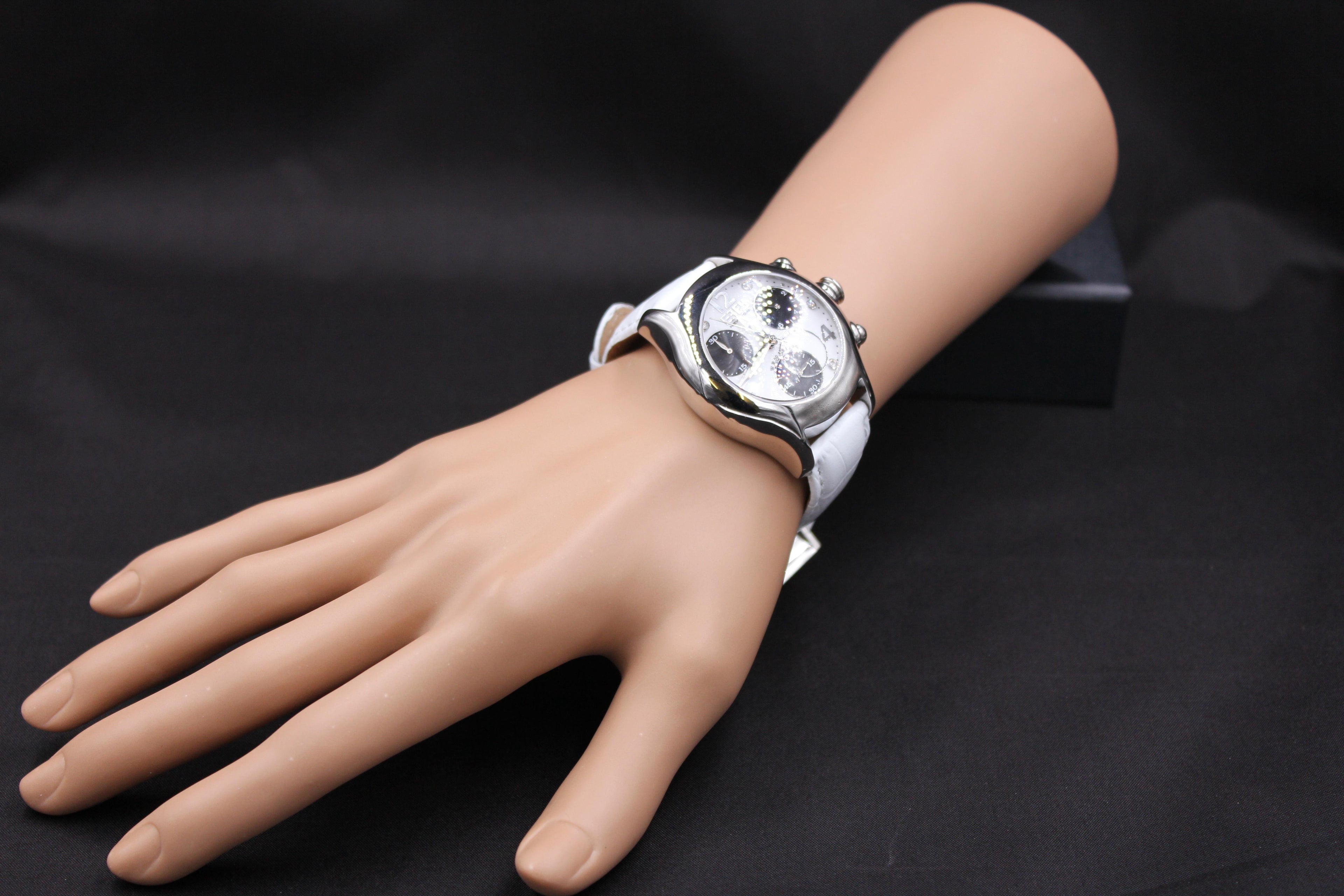 Diamonds Pave Dial Luxury Swiss Quartz Exotic Leather Band Watch