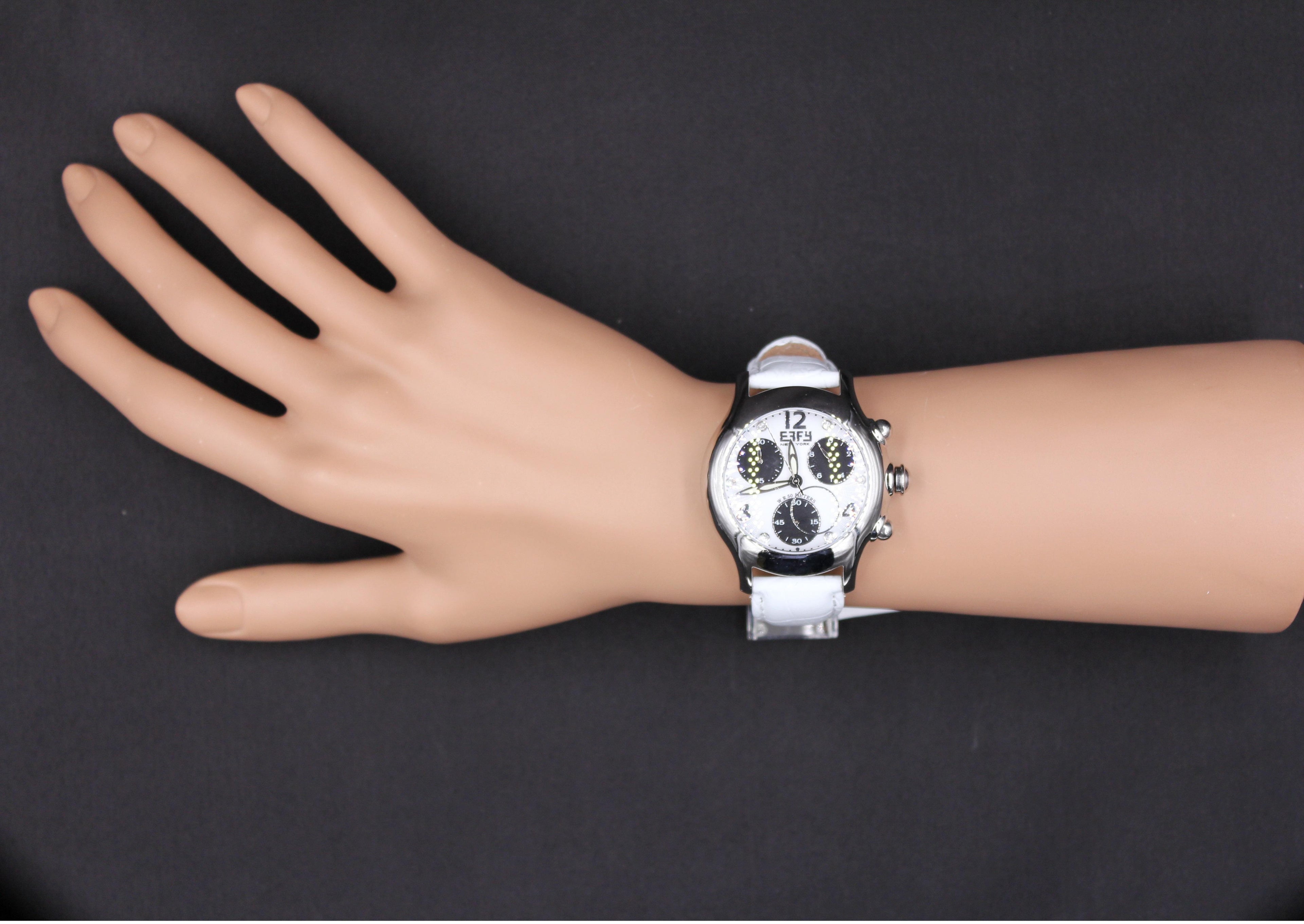 Diamonds Pave Dial Luxury Swiss Quartz Exotic Leather Band Watch