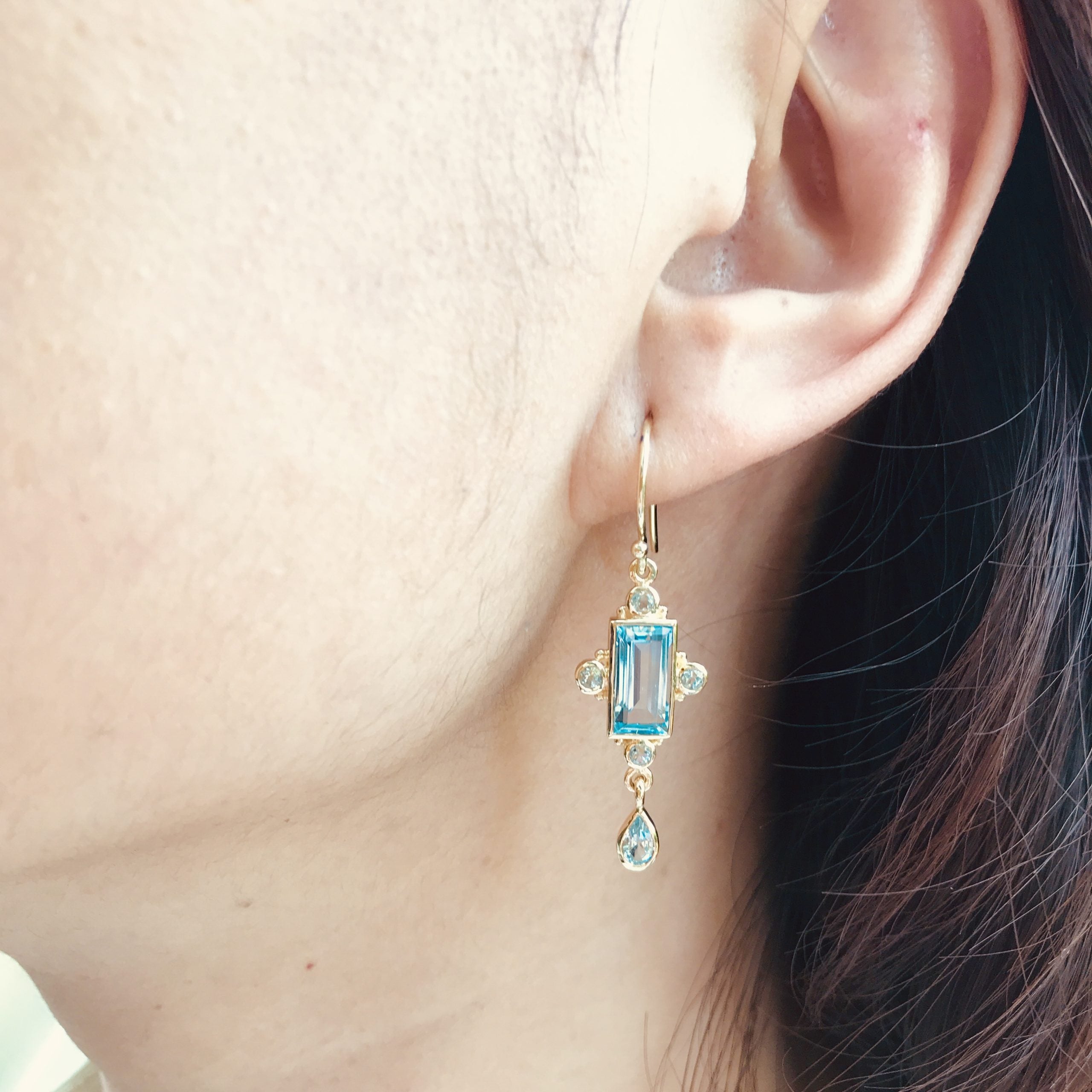 Blue Topaz Vintage Style 14K Yellow Gold Dangle Drop Earrings