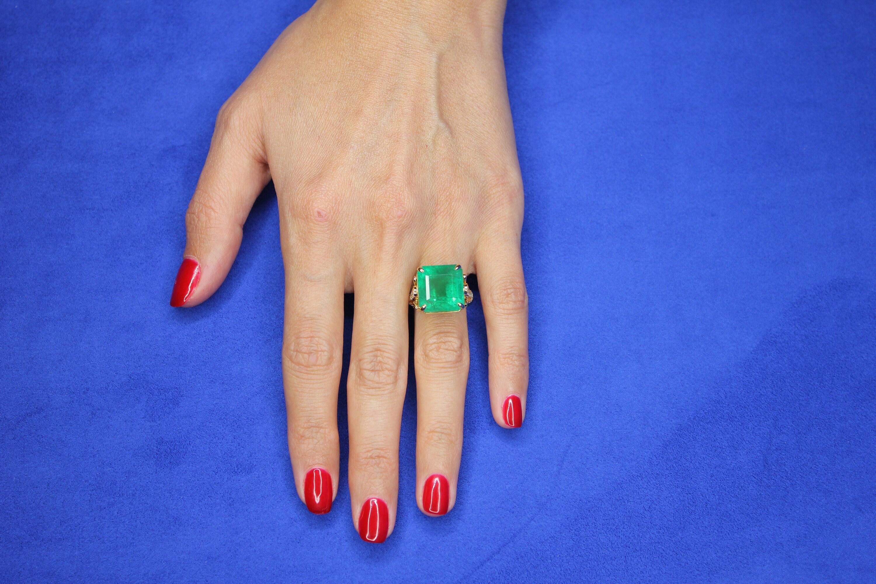 Fancy Vivid Green Emerald Shape Square Step Cut Emerald Diamond Cocktail Stateme