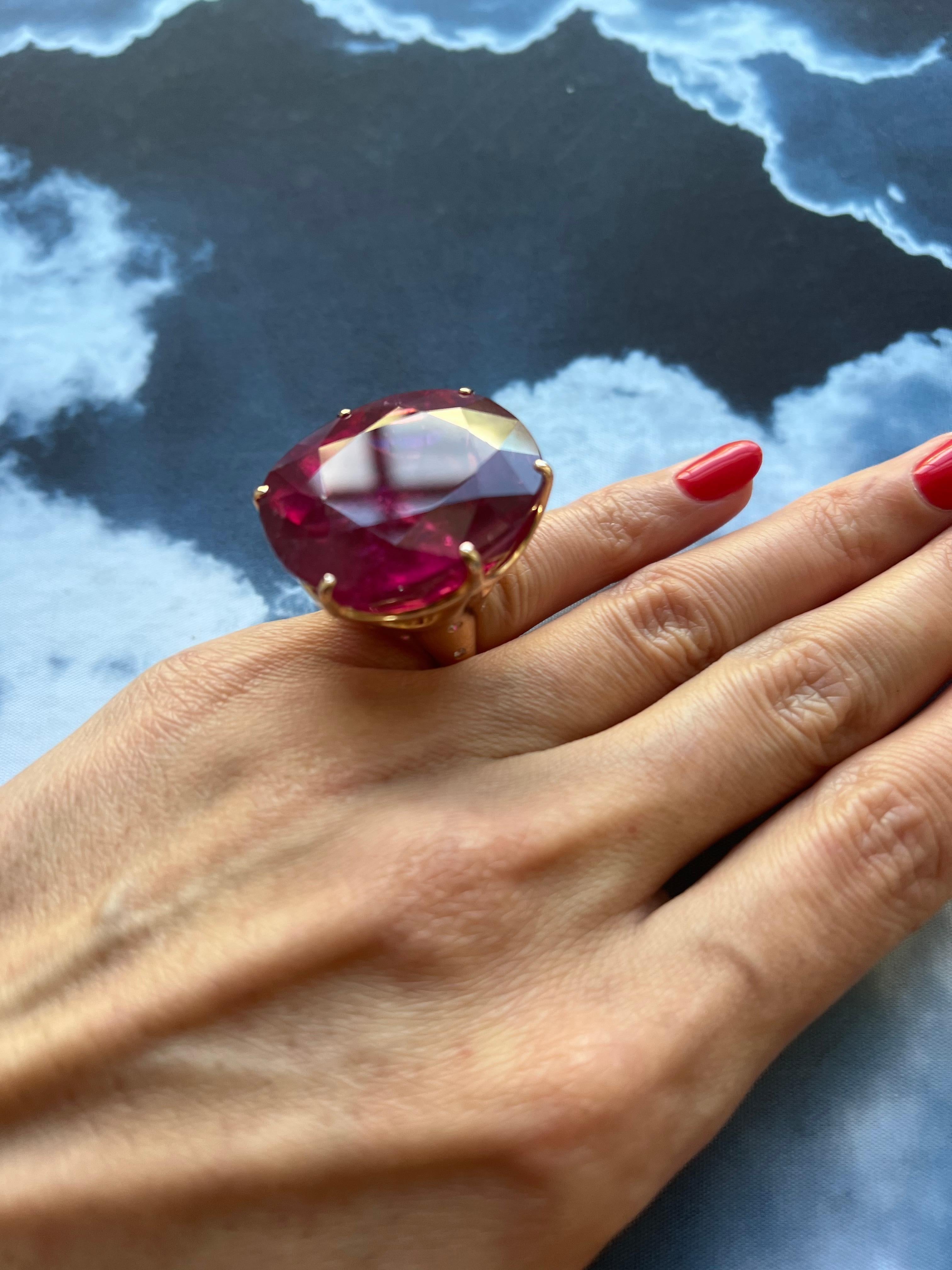 Huge Unique 110 Carats Red Pink Maroon Rubellite 18k Rose Gold Diamond Ring