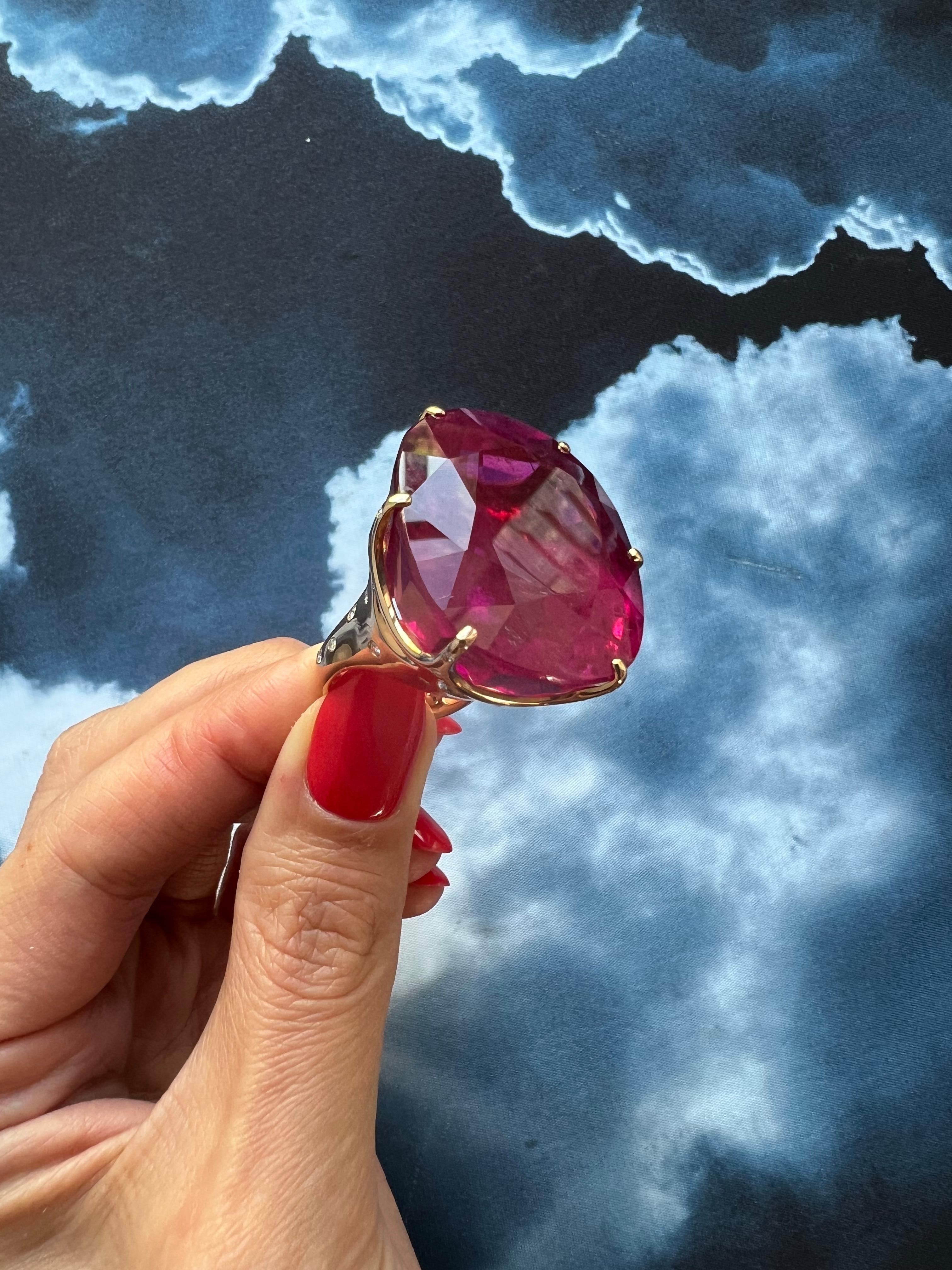 Huge Unique 110 Carats Red Pink Maroon Rubellite 18k Rose Gold Diamond Ring