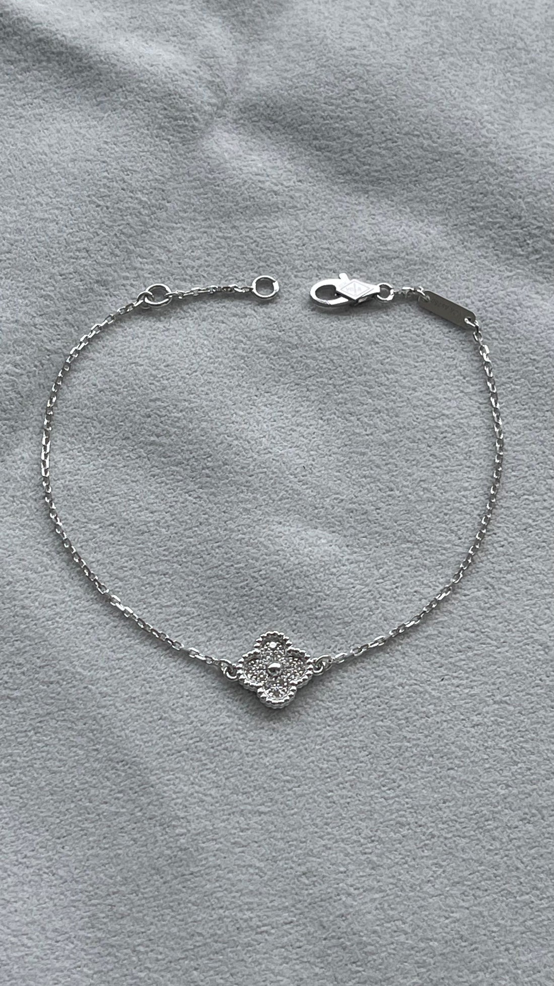 Van Cleef & Arpels Sweet Alhambra Diamond Pave 1 Motif 18K White Gold Bracelet