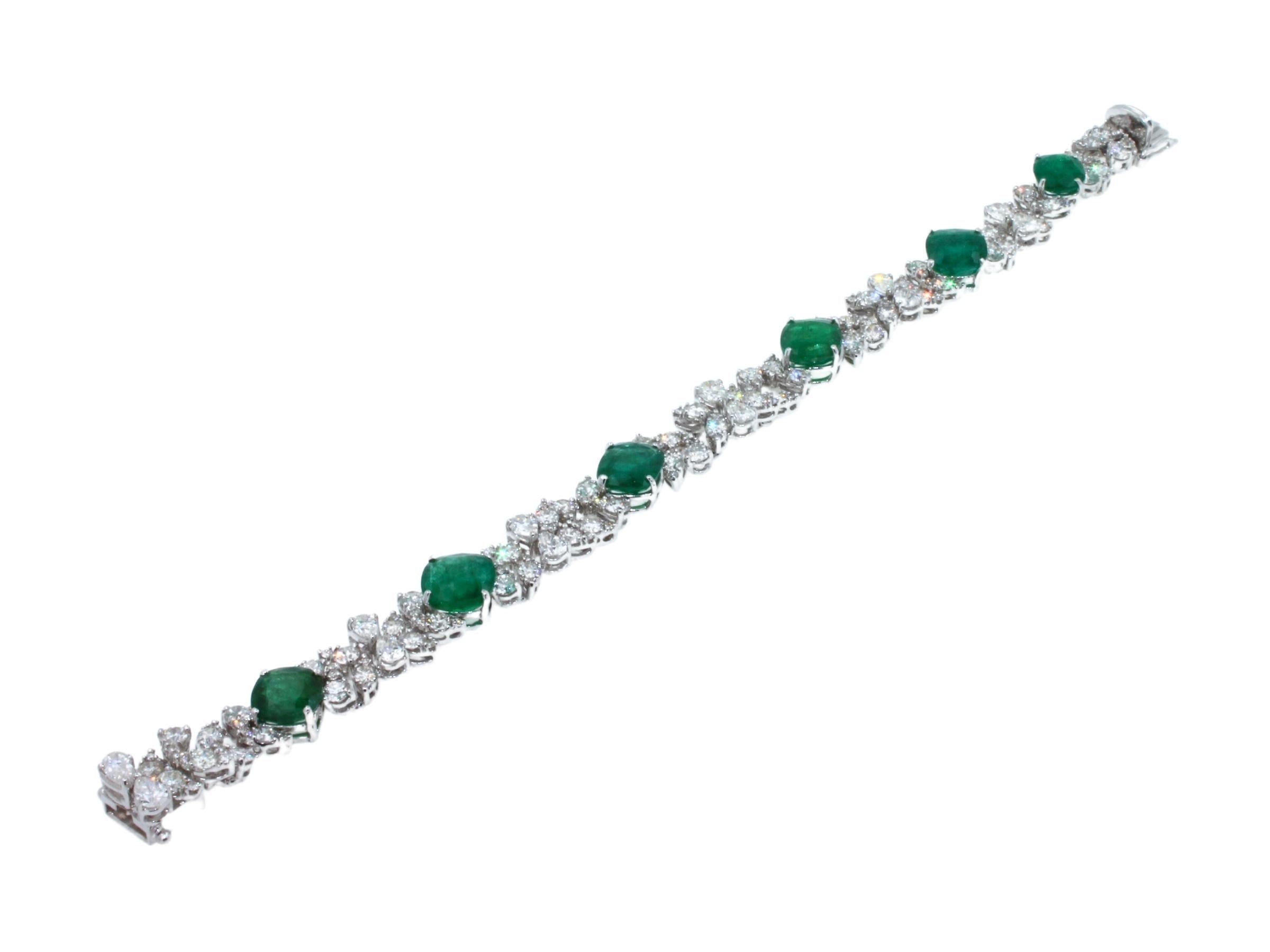 Multi Fancy Shape Green Emerald Diamond 18 Karat White Gold Tennis Bracelet