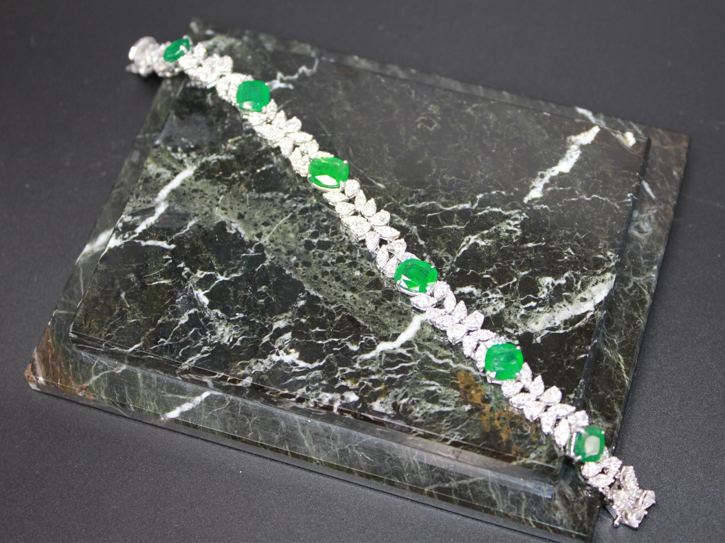 Multi Fancy Shape Green Emerald Diamond 18 Karat White Gold Tennis Bracelet