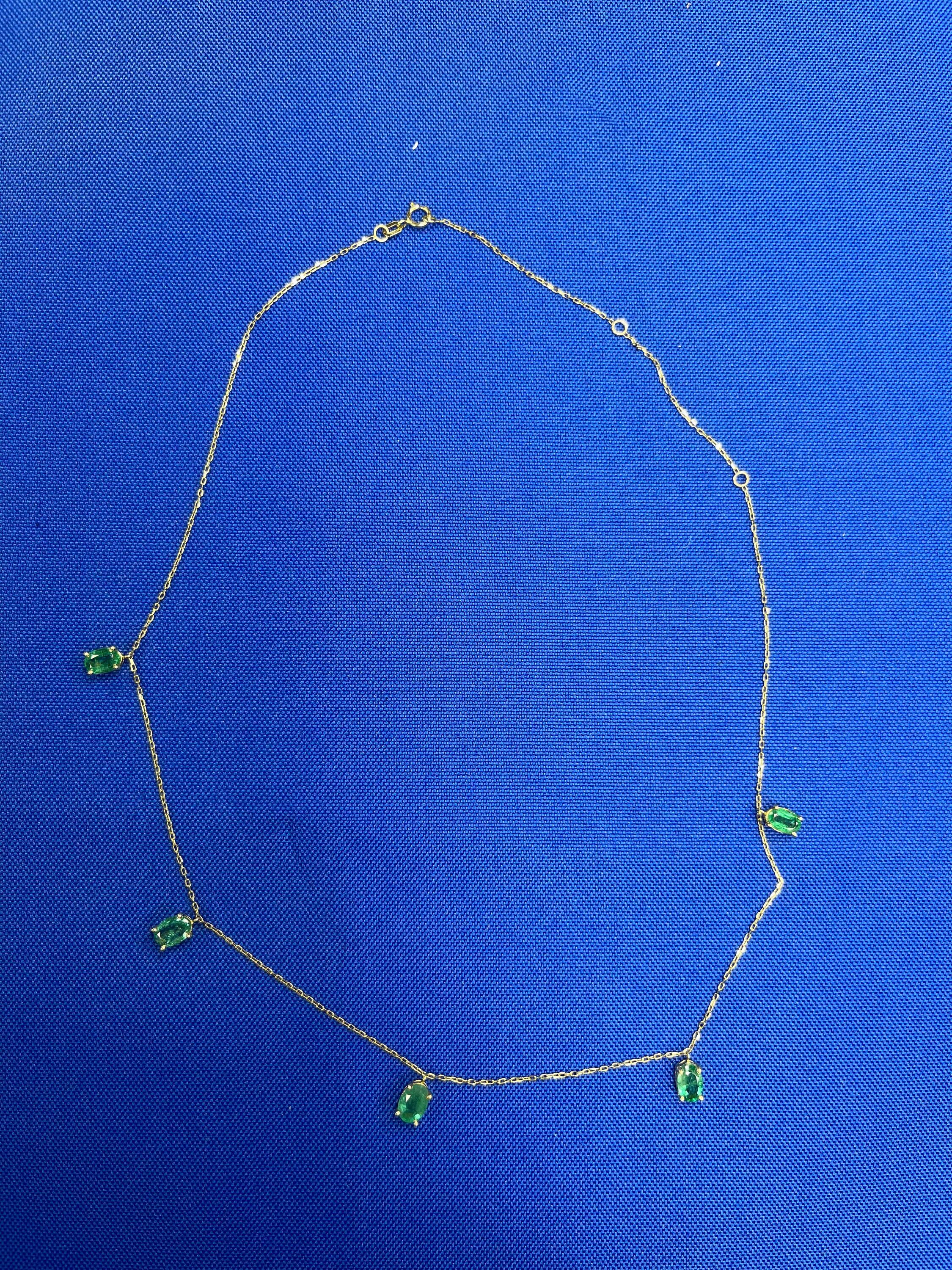 Multi Oval Shape Brilliant Cut Vivid Green Emeralds 14 Karat Yellow Gold Chain L