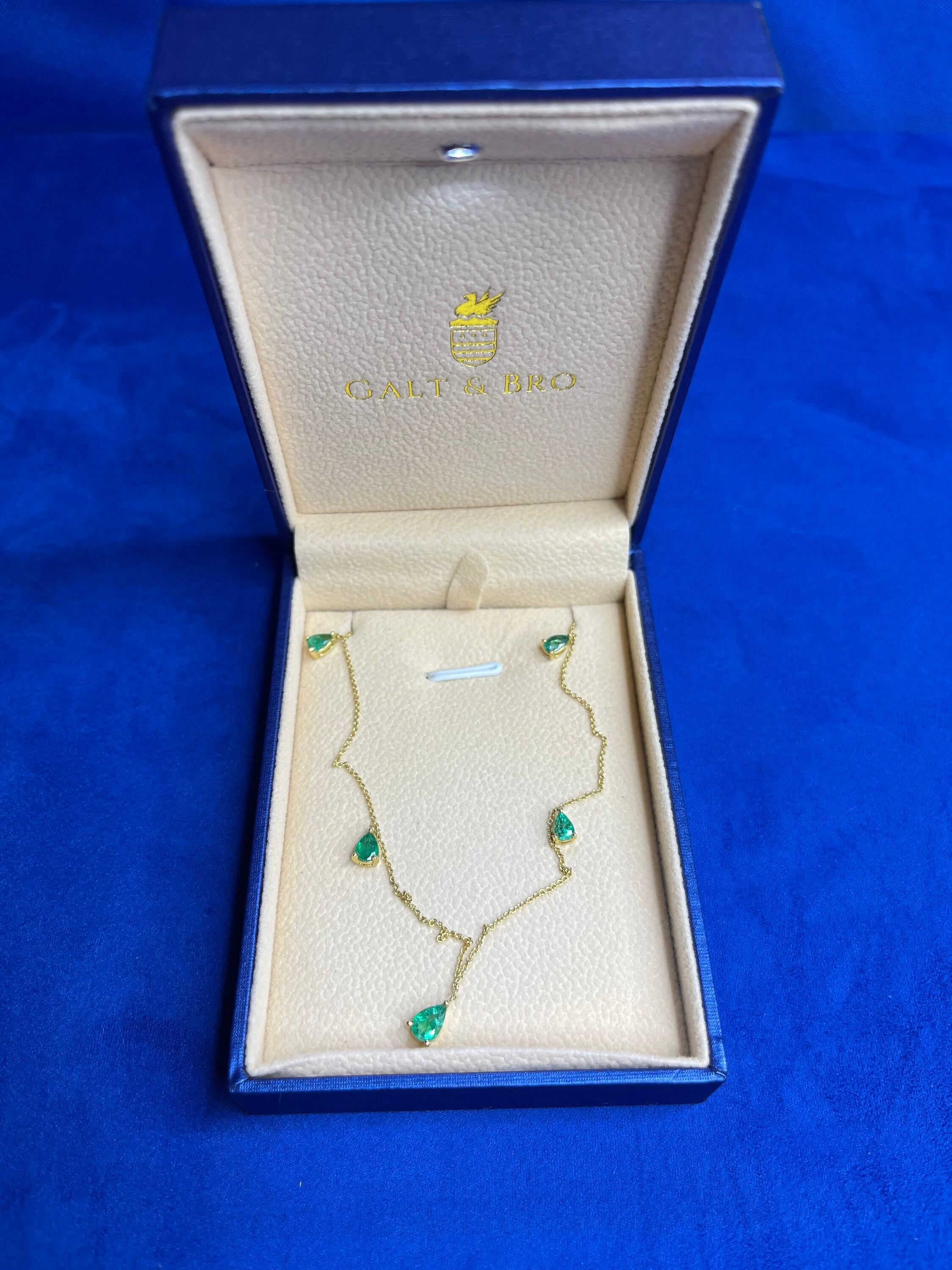 Multi Pear Water Drop Shape Brilliant Cut Vivid Green Emeralds 14 Karat Yellow G