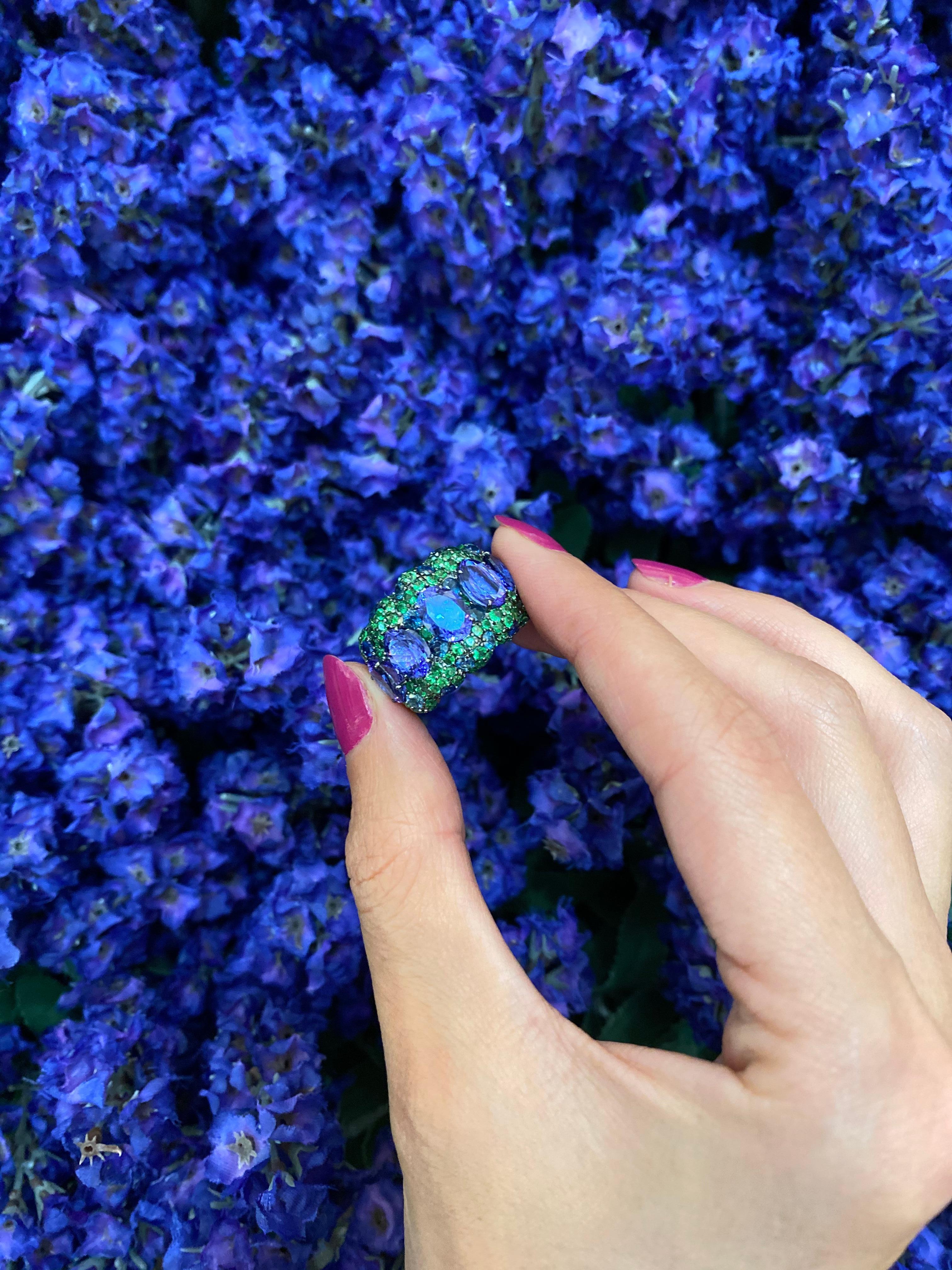 Oval Blue Tanzanite Green Tsavorite Sapphire Pave Dome 18 Karat White Gold Ring