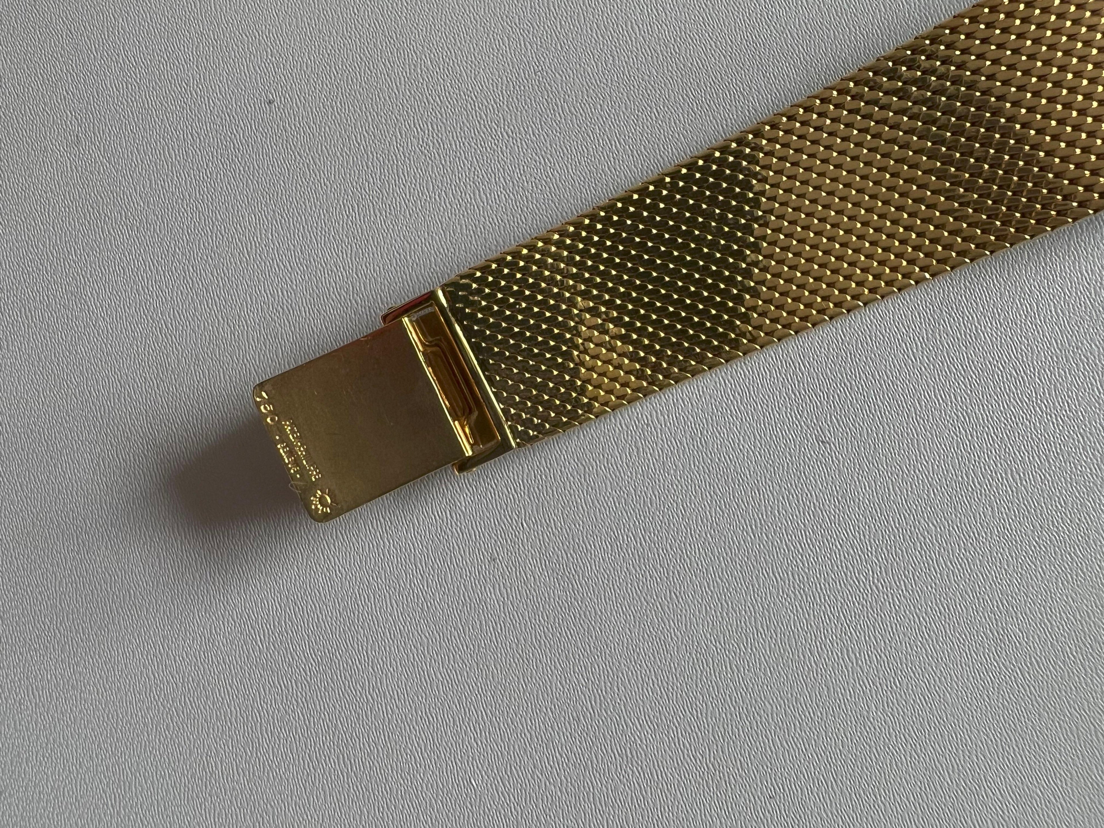 Patek Phillipe 18 Karat Yellow Gold Textured Gold Vintage Estate Watch