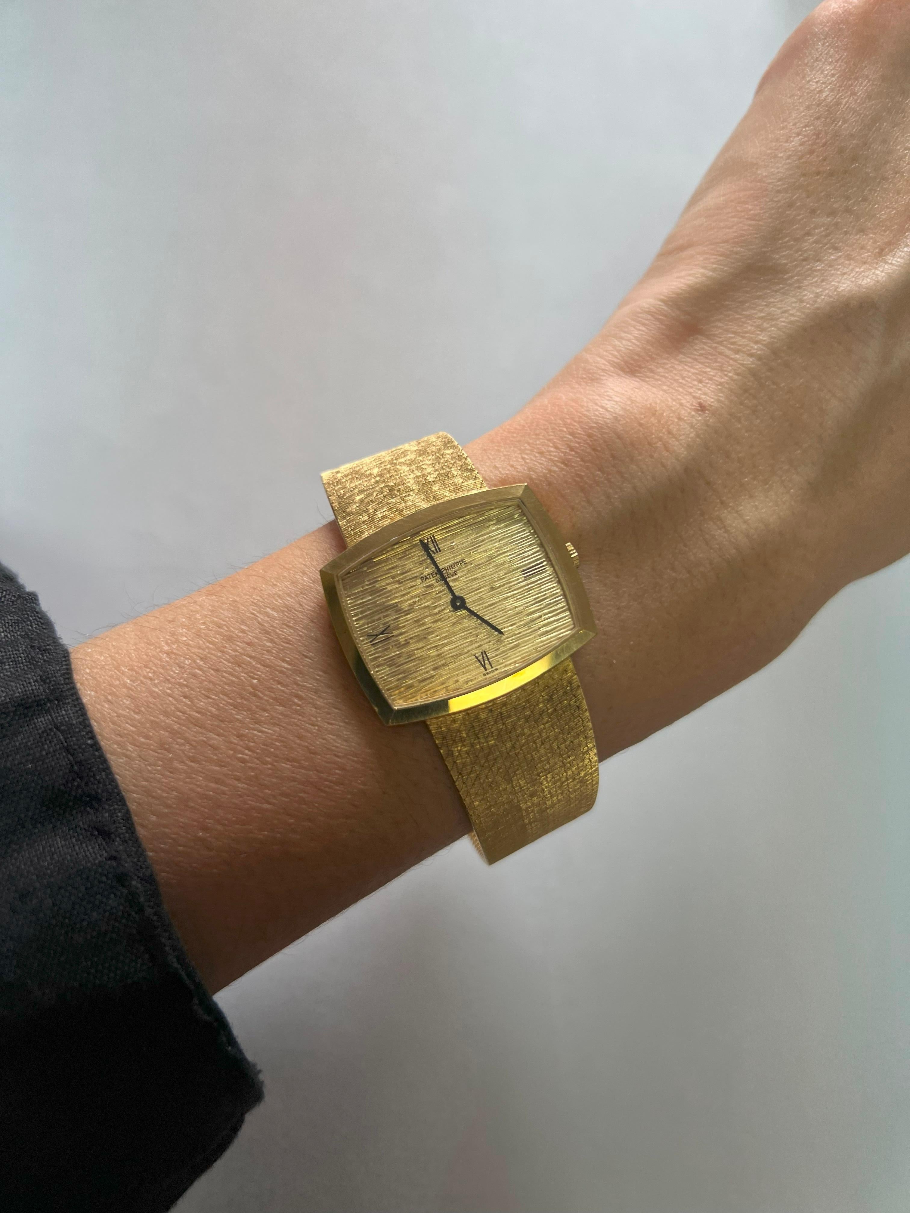 Patek Phillipe 18 Karat Yellow Gold Textured Gold Vintage Estate Watch