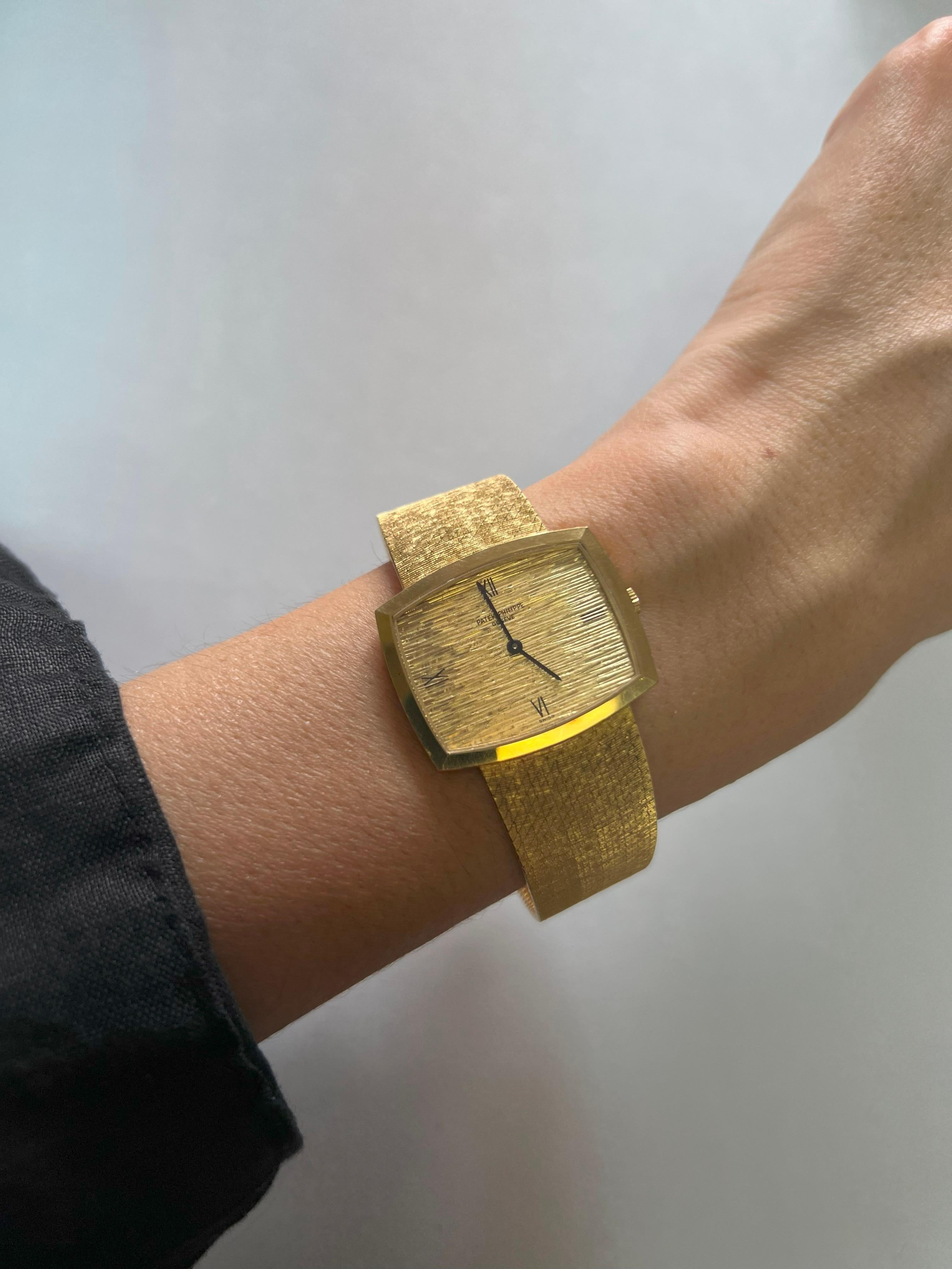 Patek Phillipe 18 Karat Yellow Gold Textured Gold Vintage Estate Watch