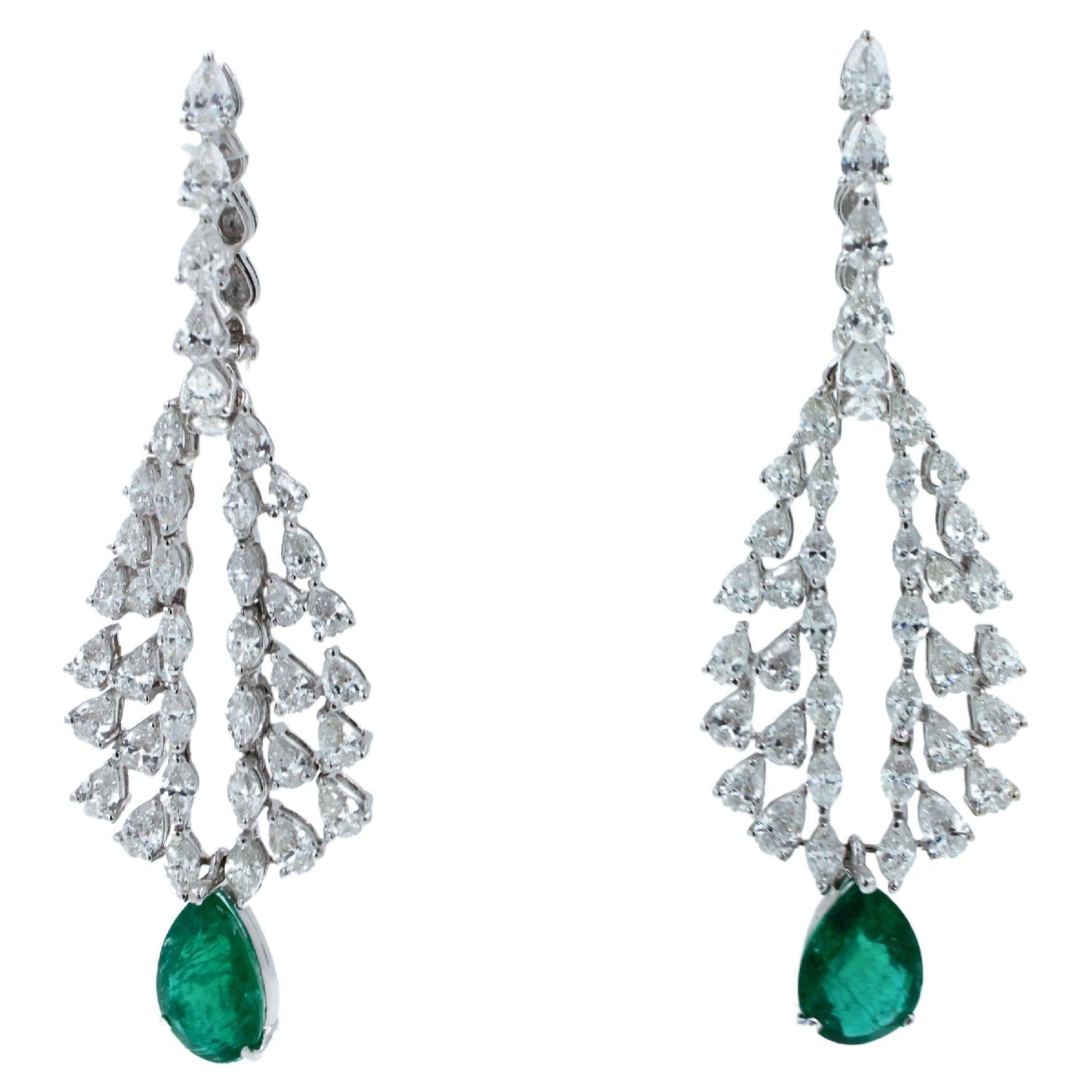 Pear Cut Drop Shape Green Emerald Diamond Feather Luxury 18k White Gold Earrings
