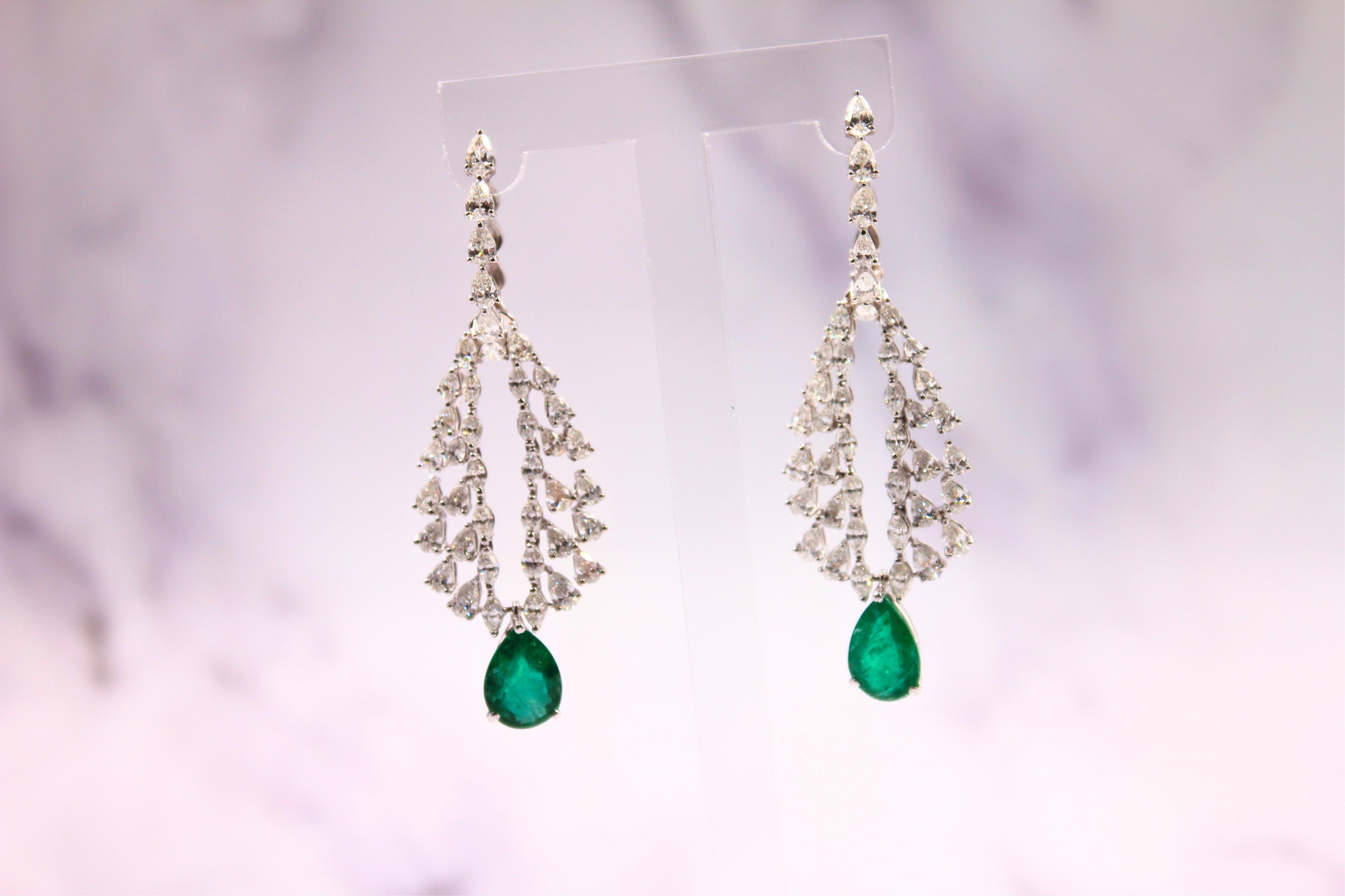 Pear Cut Drop Shape Green Emerald Diamond Feather Luxury 18k White Gold Earrings