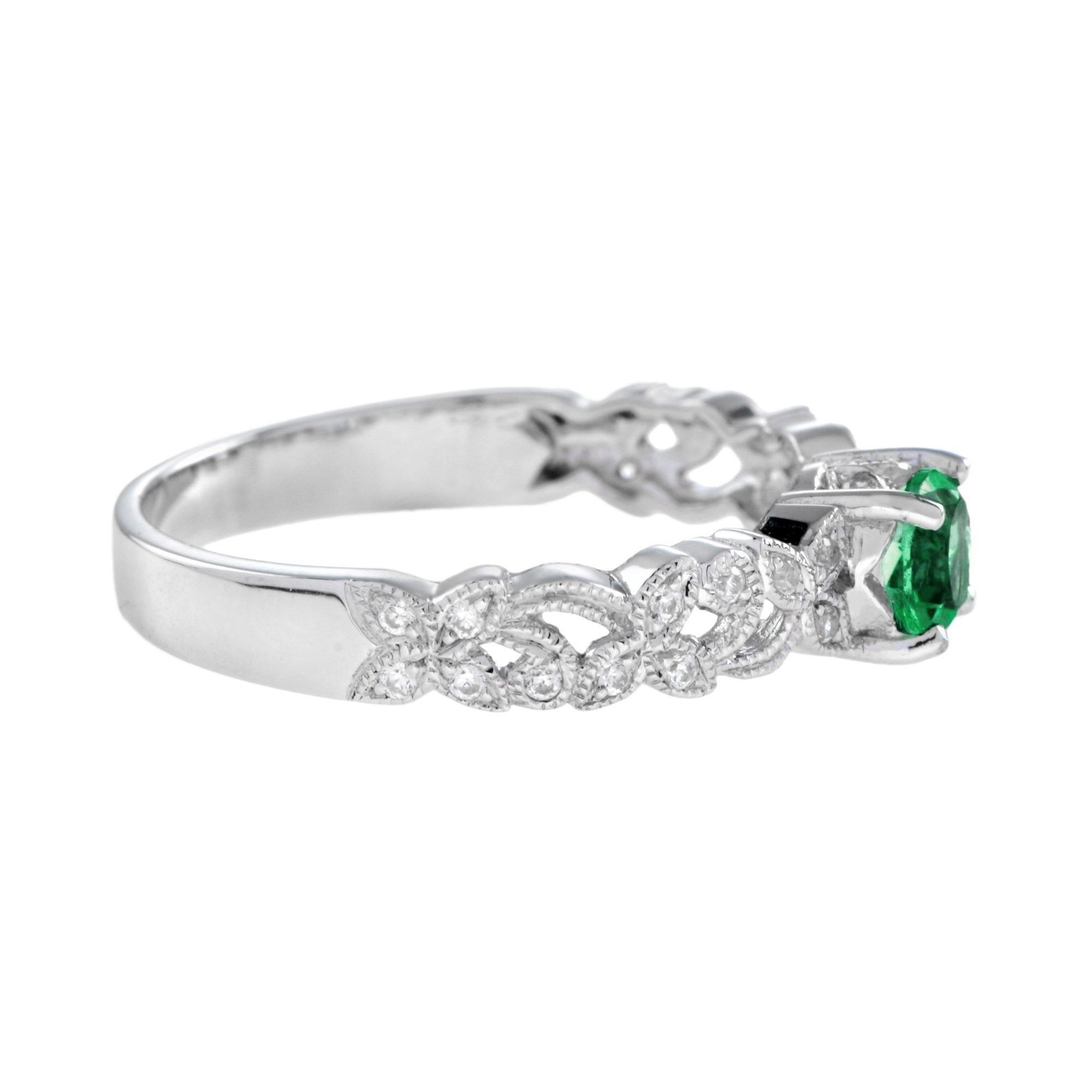 Round Emerald & Diamond Leaves Filigree Band White Gold Ring
