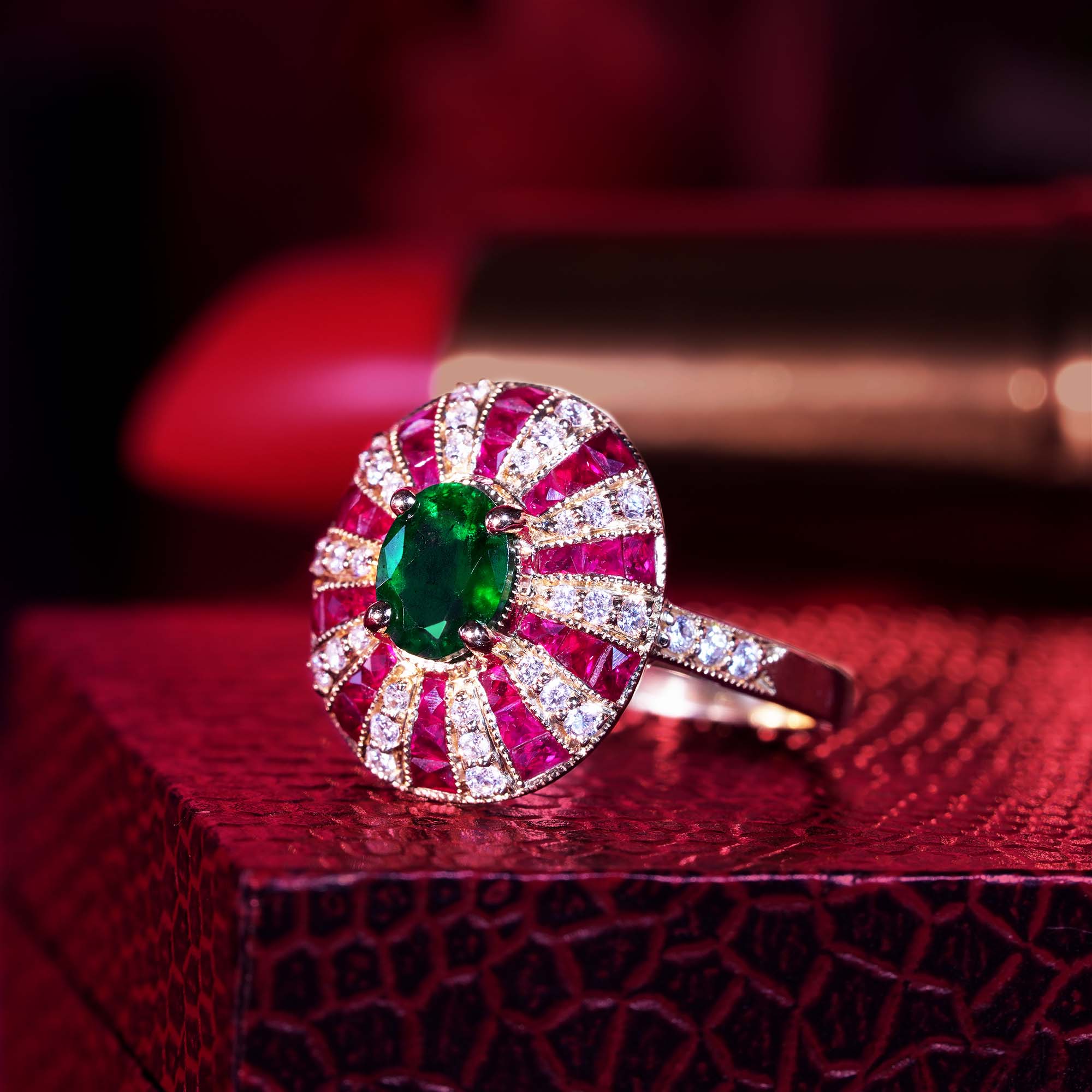 Green Emerald & Red Ruby Diamond Art Deco Style 18 Yellow Gold Ring