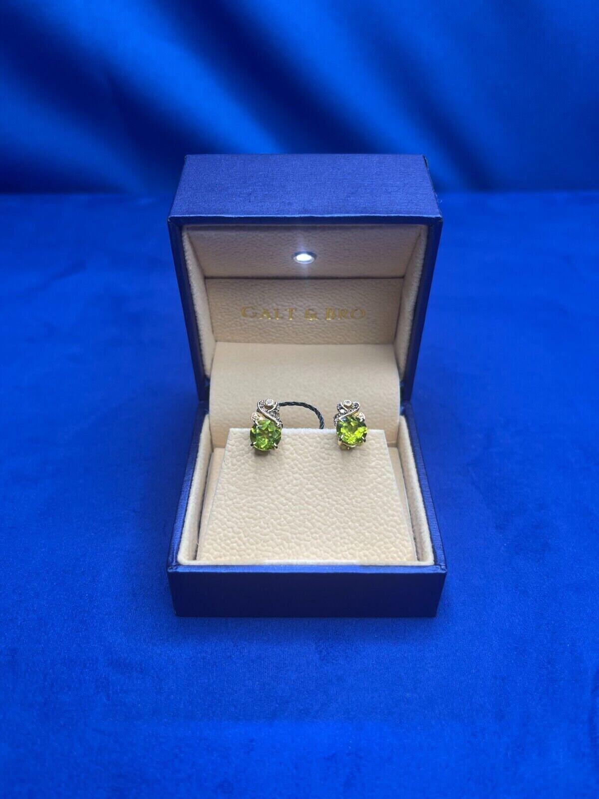 Round Brilliant Cut Jungle Forest Green Peridot Champagne White Diamond Channel