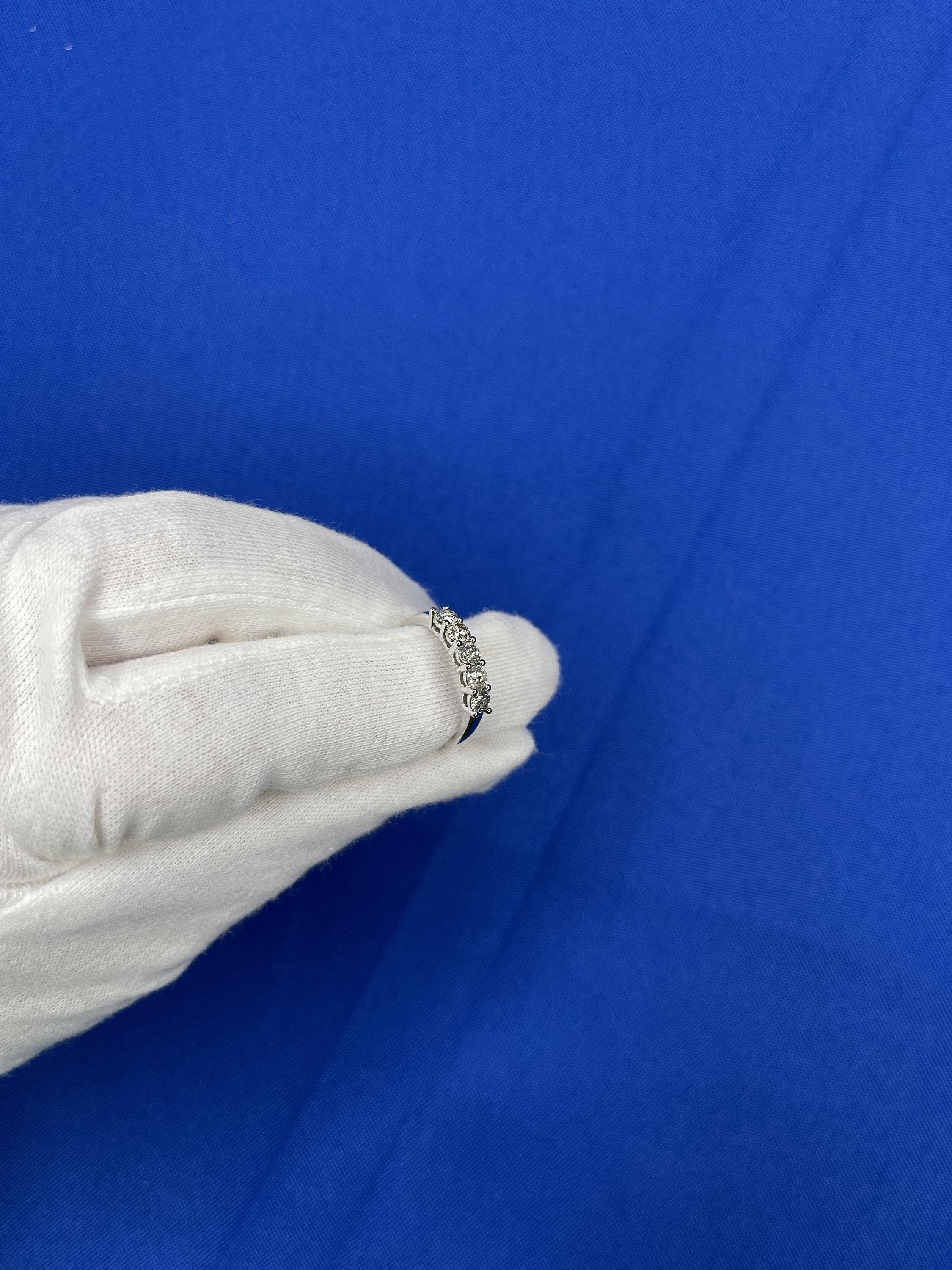 Round Shape Brilliant Cut Silvery Grey Warm Diamond 5 Stone Eternity Stackable C