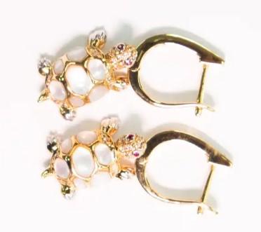 Turtles Fancy Diamond & Red Ruby & White Pearl 18K Yellow Gold Animal Earrings