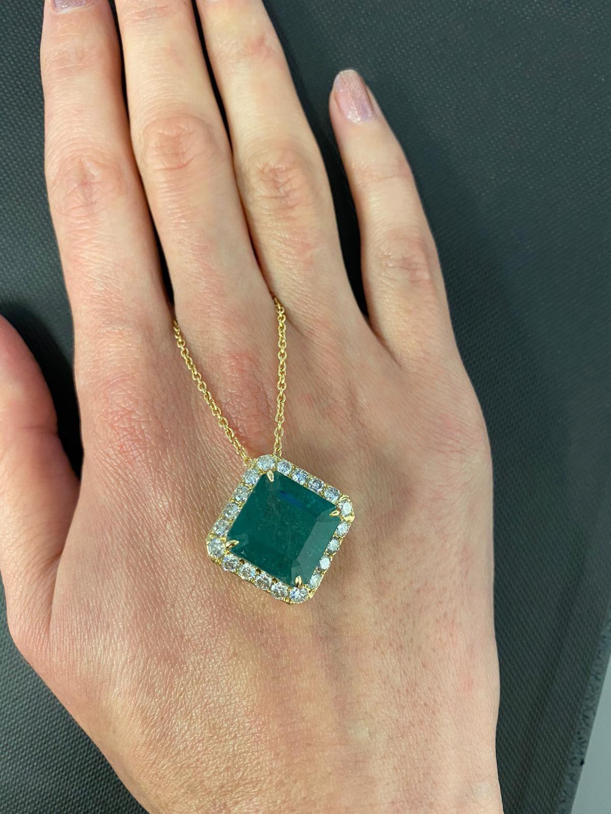 Square Emerald Cut Fancy Vivid Green Emerald Diamond Halo 18 Karat Yellow Gold A