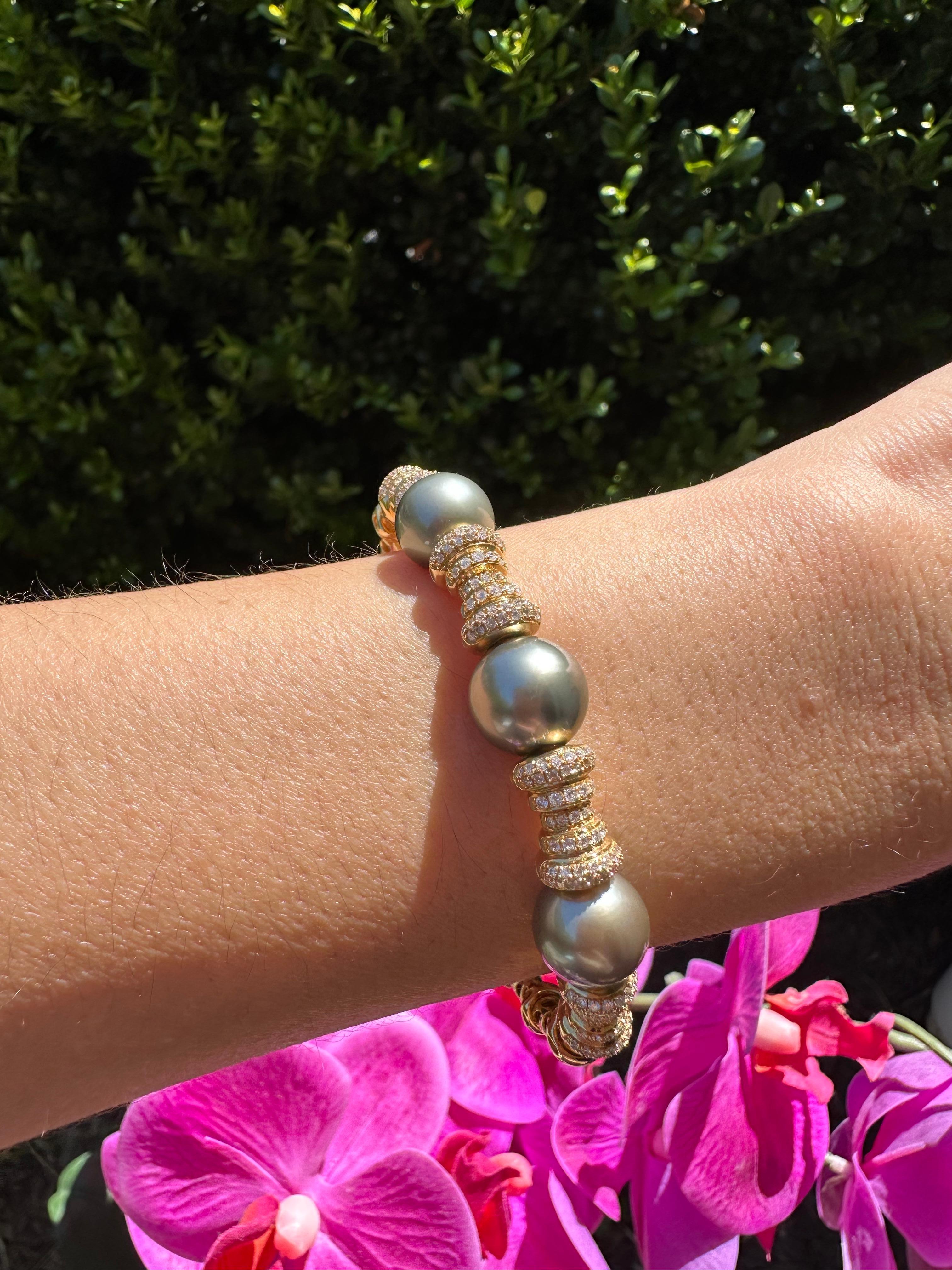 Tahitian Black Dark Grey Pearl Diamond Pave Set Yellow Gold Bangle Cuff Bracelet