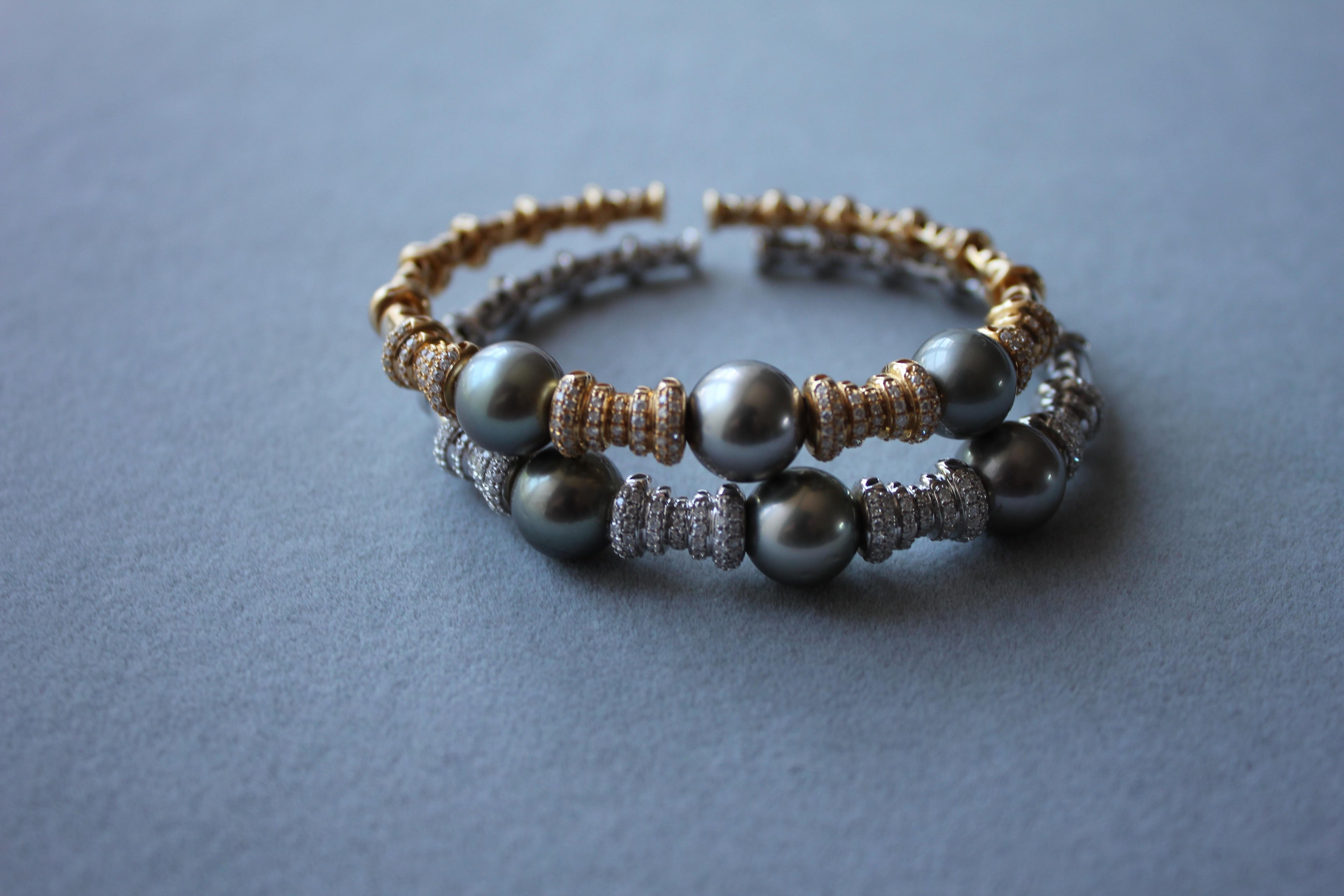 Tahitian Black Dark Grey Pearl Diamond Pave Set Yellow Gold Bangle Cuff Bracelet