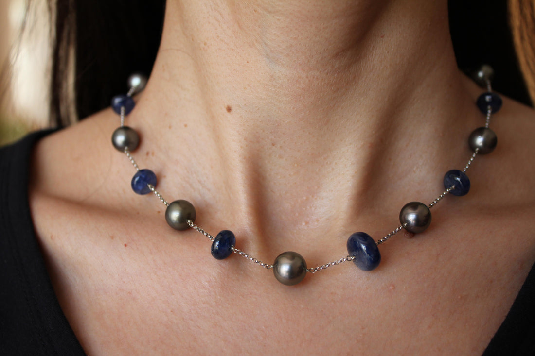 Tahitian Silver Grey Black Pearl Blue Sapphire Bead White Gold Chain Necklace