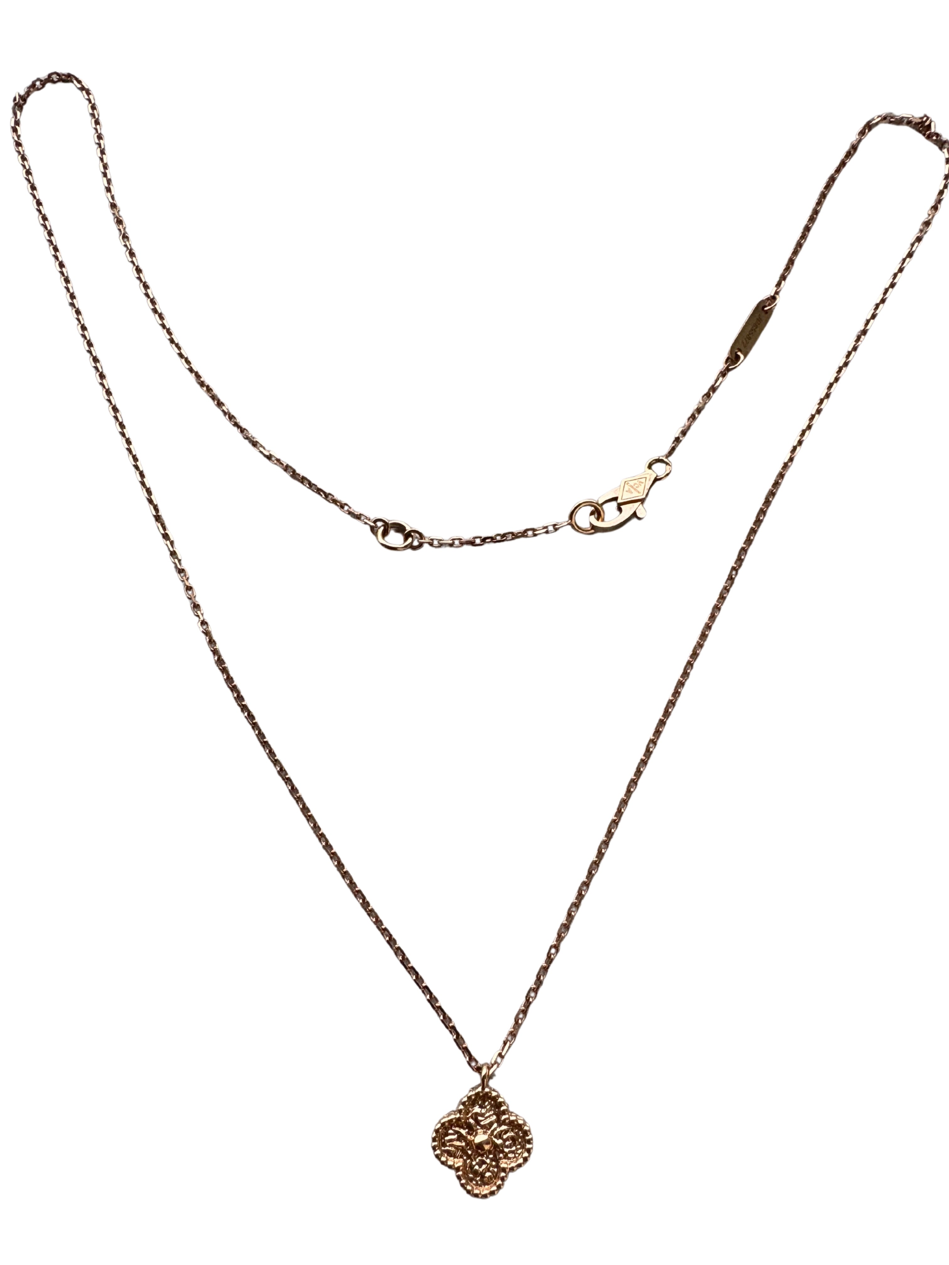 Van Cleef & Arpels Sweet Alhambra Hammered 1 Motif 18K Rose Gold Pendant Necklace