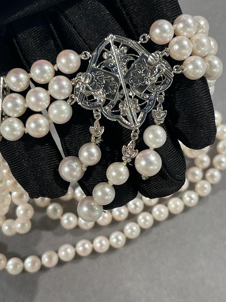 White Japanese Akoya Pearl Diamond 18 Karat White Gold Necklace Brooch Pin Combo