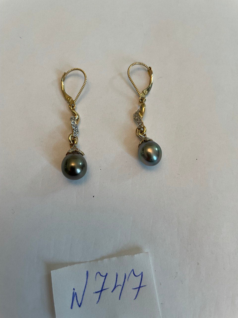 Silvery Grey Black Tahitian Pearl 14K Yellow Gold Diamond Drop Dangle Earrings