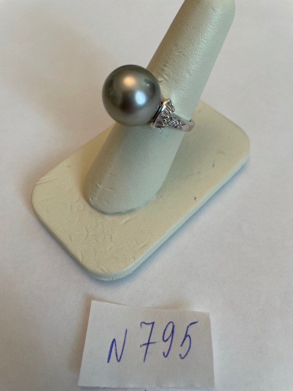 Grey Silver Black Tahitian Pearl 14K White Gold Diamond Baguette Statement Ring