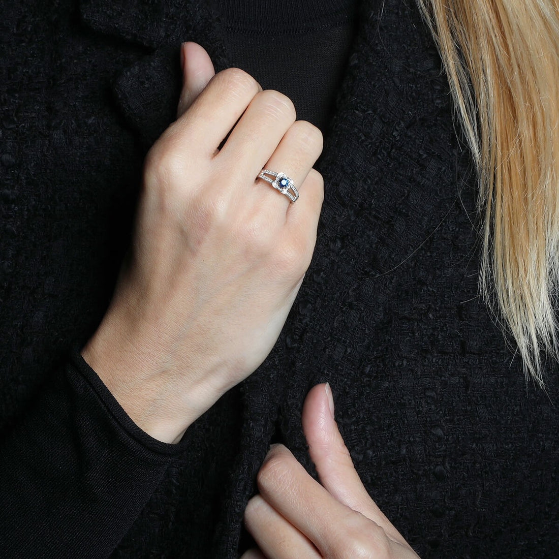 Mauboussin Sex and Love Blue Sapphire & Diamonds & 18K White Gold Ring