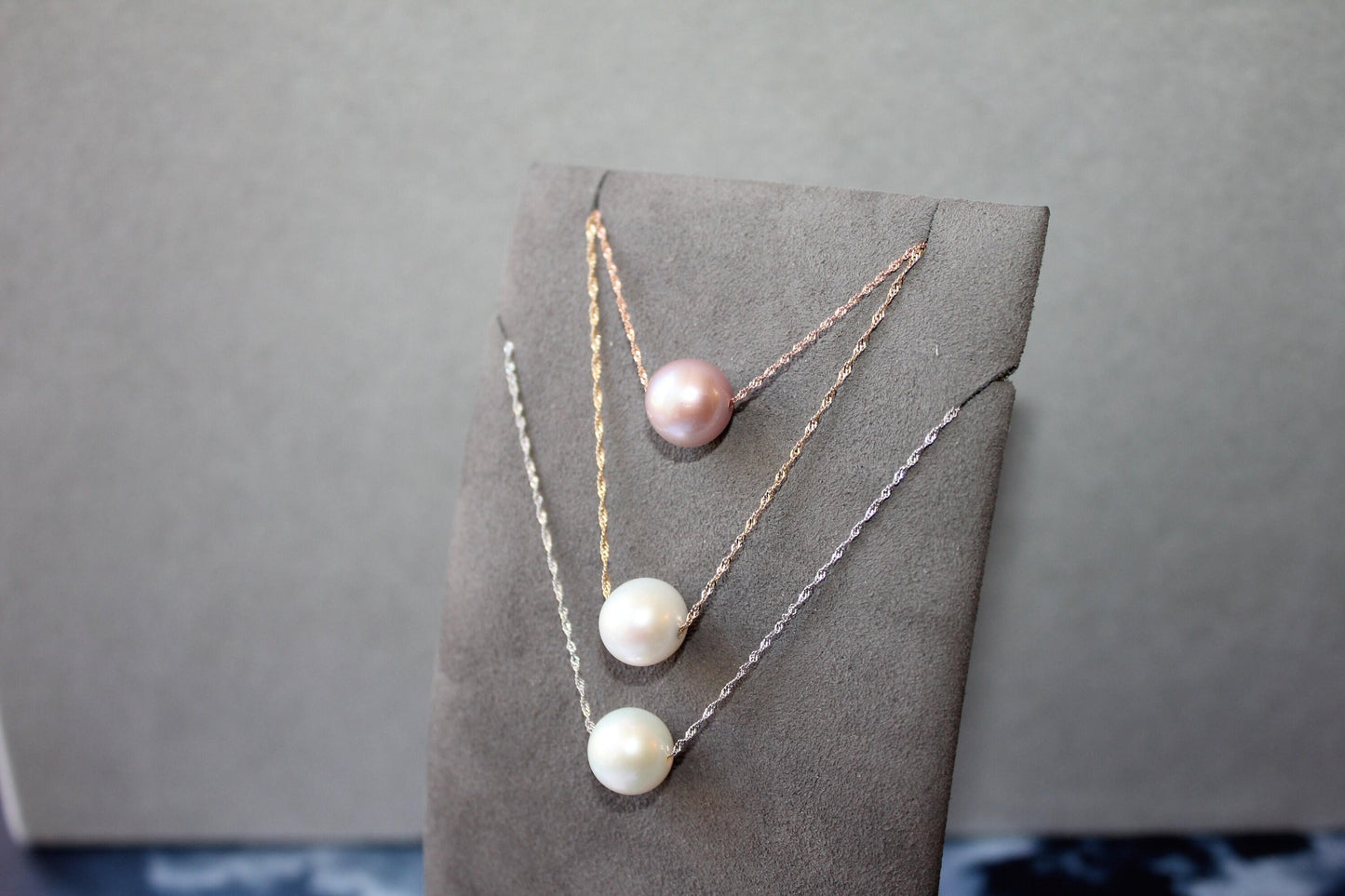 14 karat yellow gold white pearl layer dainty classic beautiful pearls timeless 