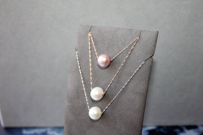 14 Karat Yellow Gold White Pearl Layer Dainty Classic Beautiful Pearls Timeless 