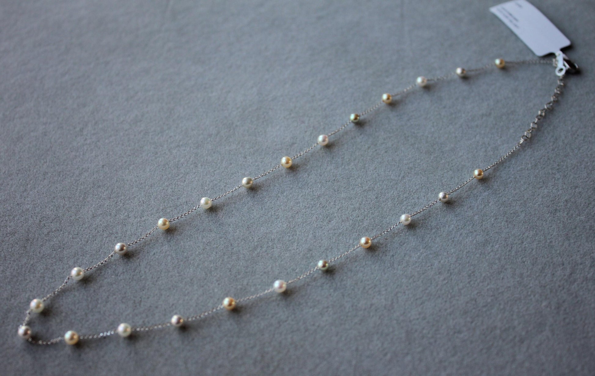 14 Karat White Gold Multi Color White Silver Grey Golden Akoya Pearl Bead Layer 
