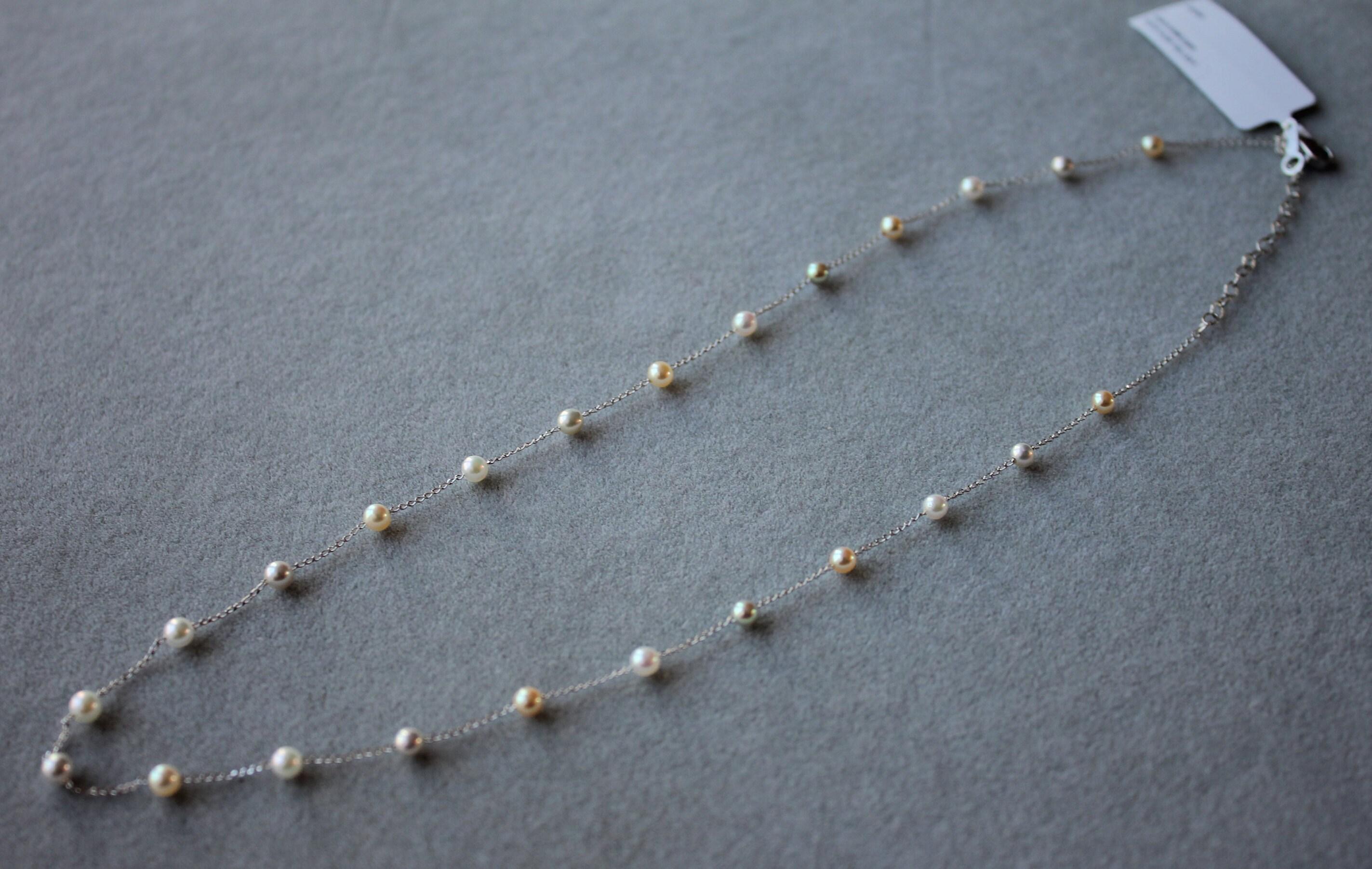14 Karat White Gold Multi Color White Silver Grey Golden Akoya Pearl Bead Layer 