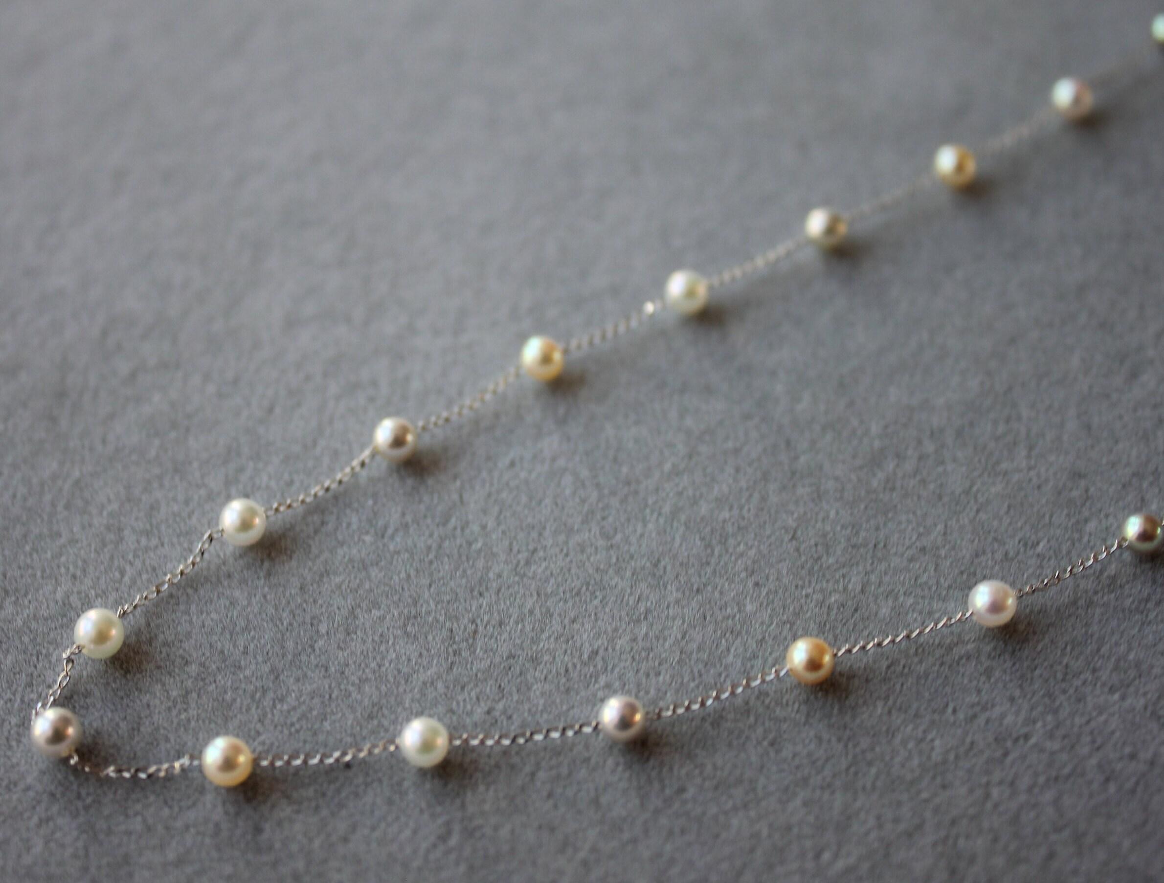 14 Karat White Gold Multi Color White Silver Grey Golden Akoya Pearl Bead Layer 