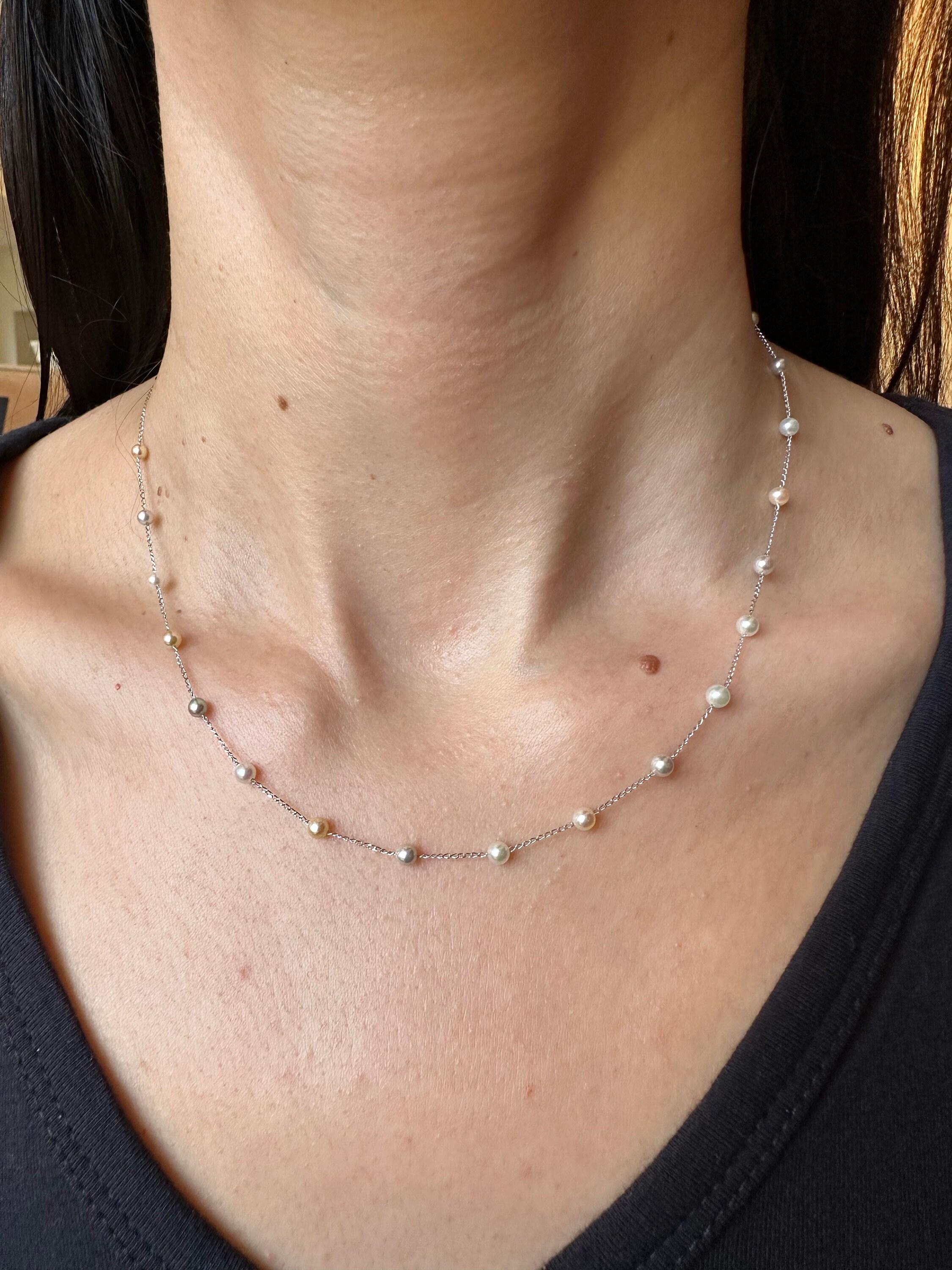 14 Karat White Gold Multi Color White Silver Grey Golden Akoya Pearl Bead Layer 