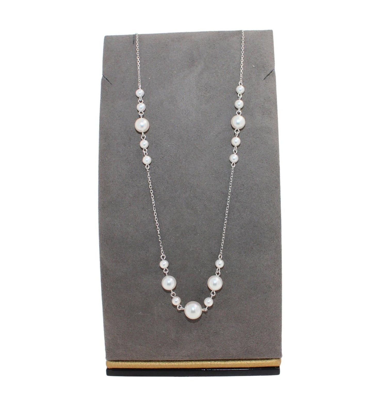 14 Karat White Gold White Silver Akoya Pearl Bead Layer Dainty Classic Beautiful