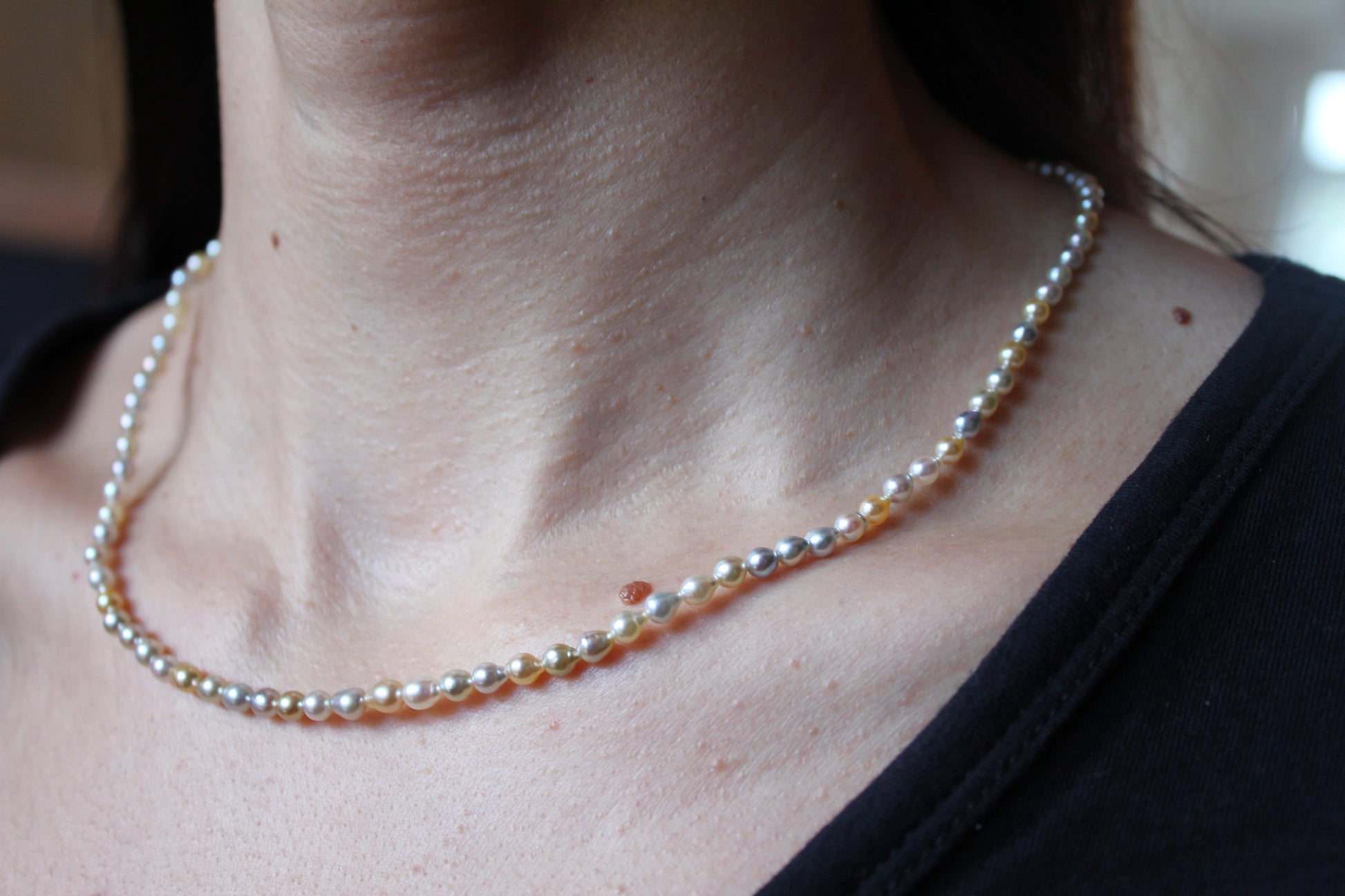 14 Karat Yellow Gold Multicolor Akoya Cultured Pearl Layer Thin Bead Necklace