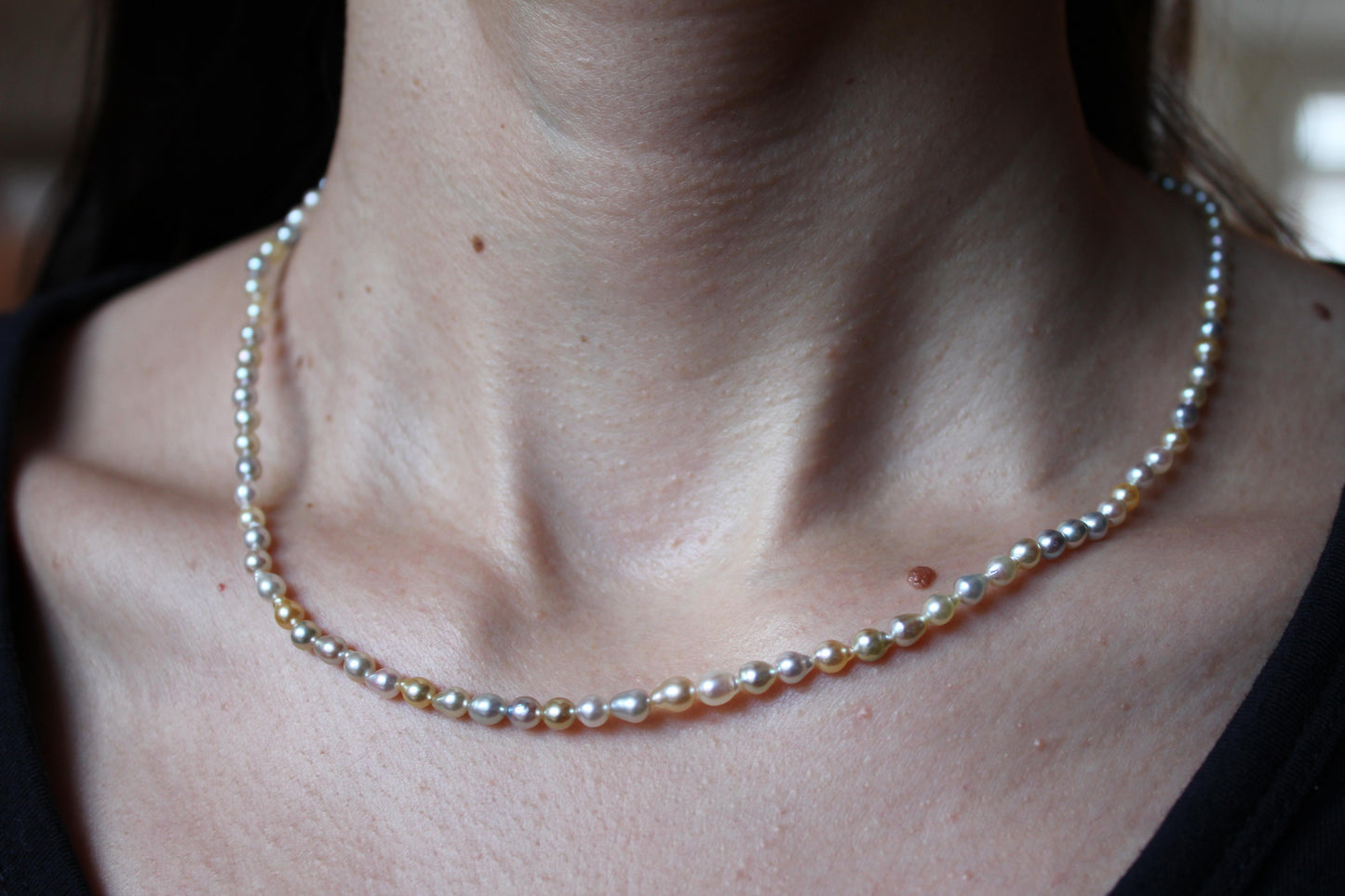 14 karat yellow gold multicolor akoya cultured pearl layer thin bead necklace