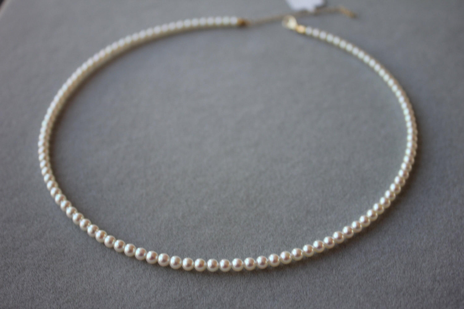 14 Karat Yellow Gold White Akoya Pearl Bead Layer Dainty Classic Beautiful White
