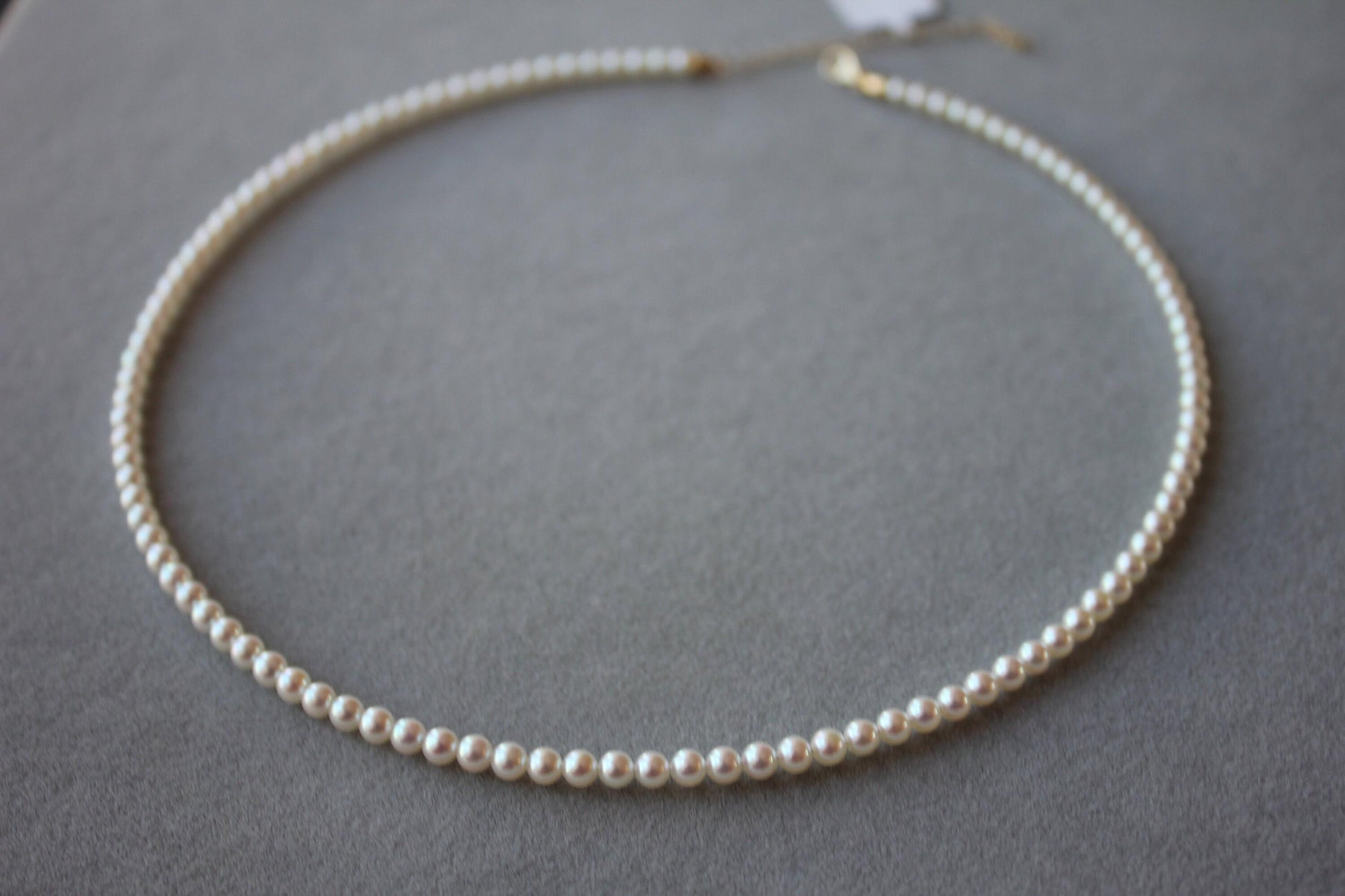 14 Karat Yellow Gold White Akoya Pearl Bead Layer Dainty Classic Beautiful White