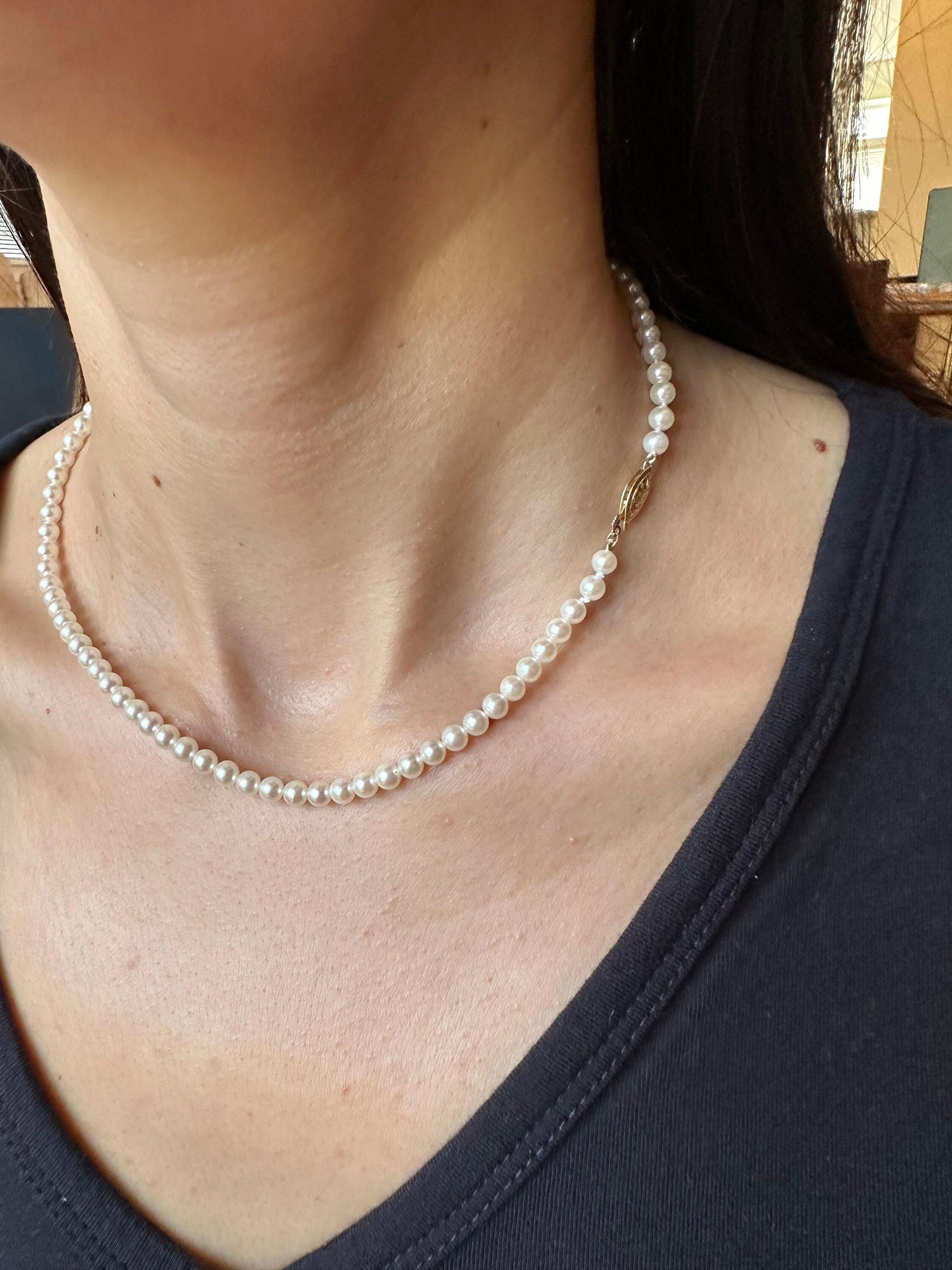 14 Karat Yellow Gold White Akoya Pearl Bead Layer Dainty Classic Beautiful White