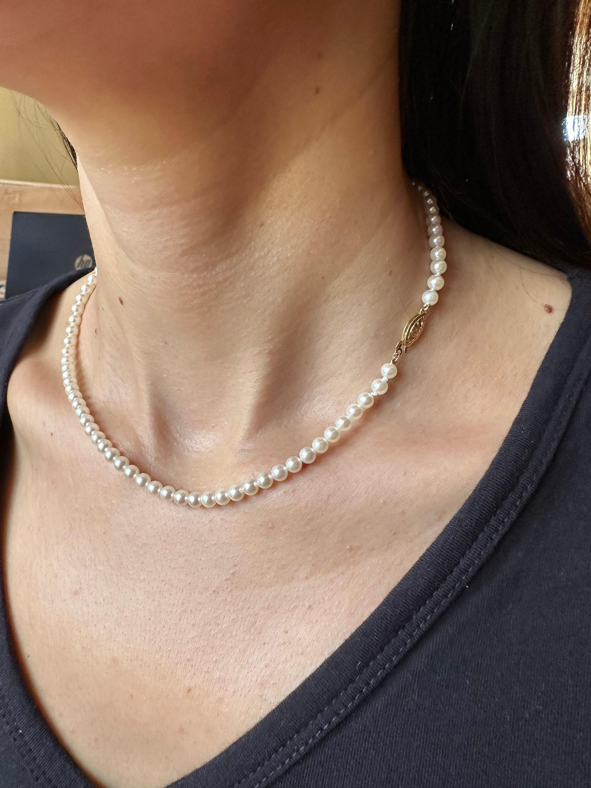 14 Karat Yellow Gold White Akoya Pearl Bead Layer Dainty Classic Beautiful White
